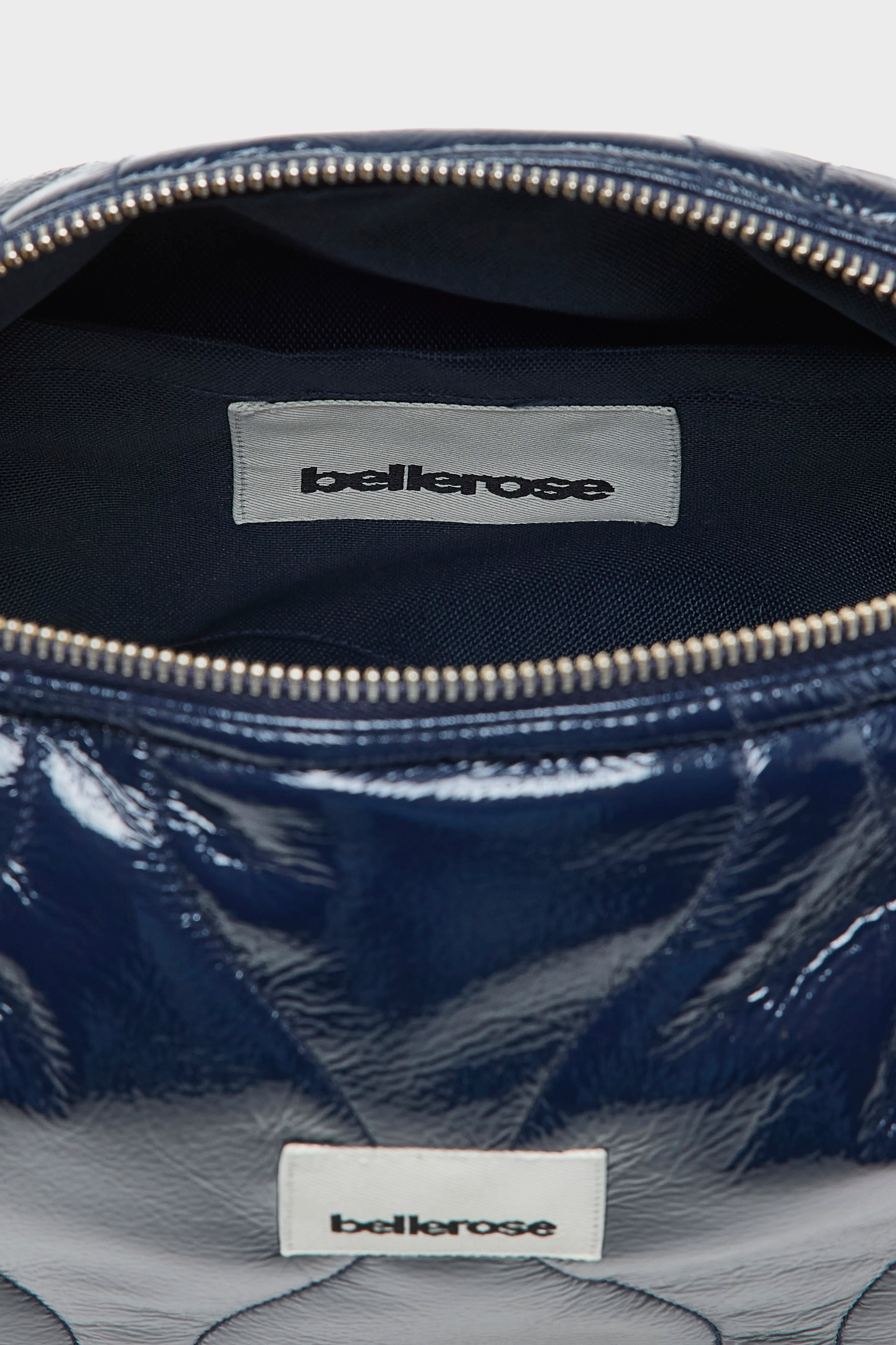 Hobel crossbody bag (252 / W / CAPTAIN)