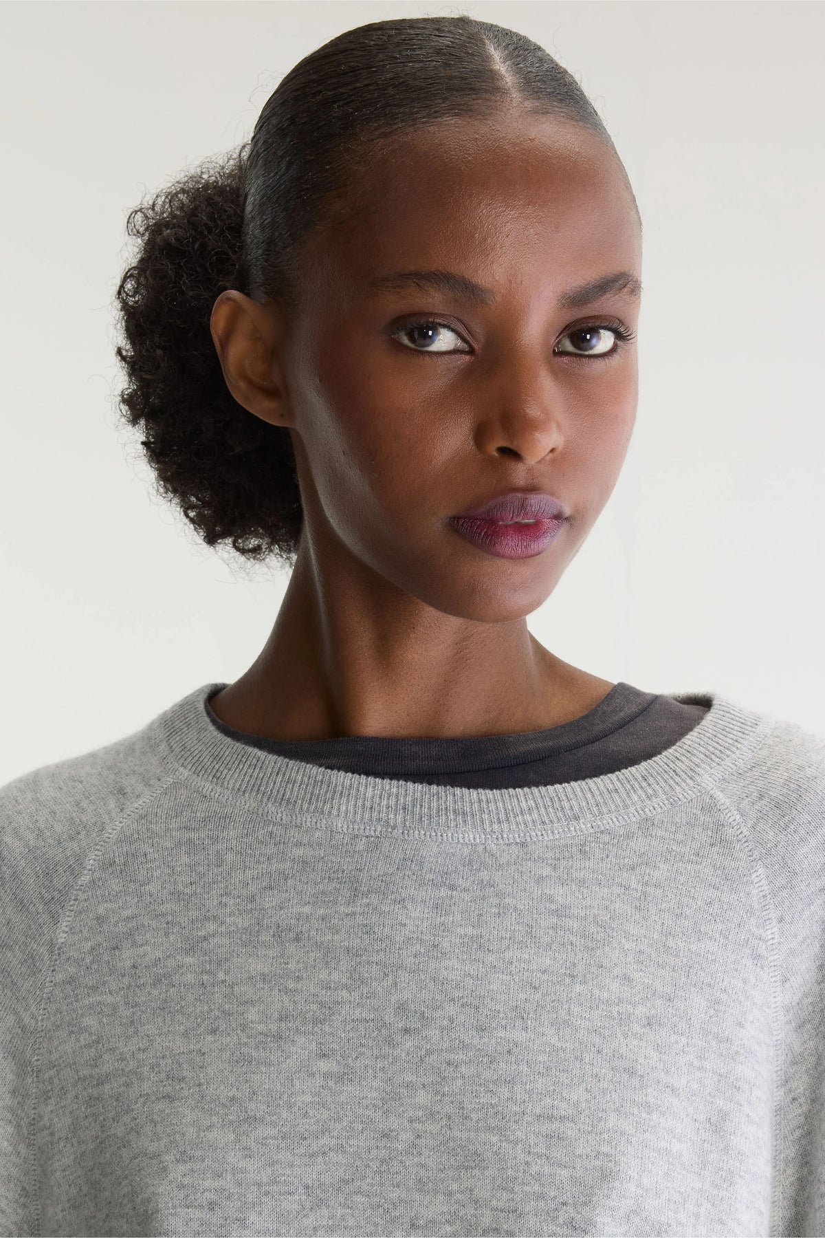 Spanne crewneck sweater (252 / W / LIGHT GREY)