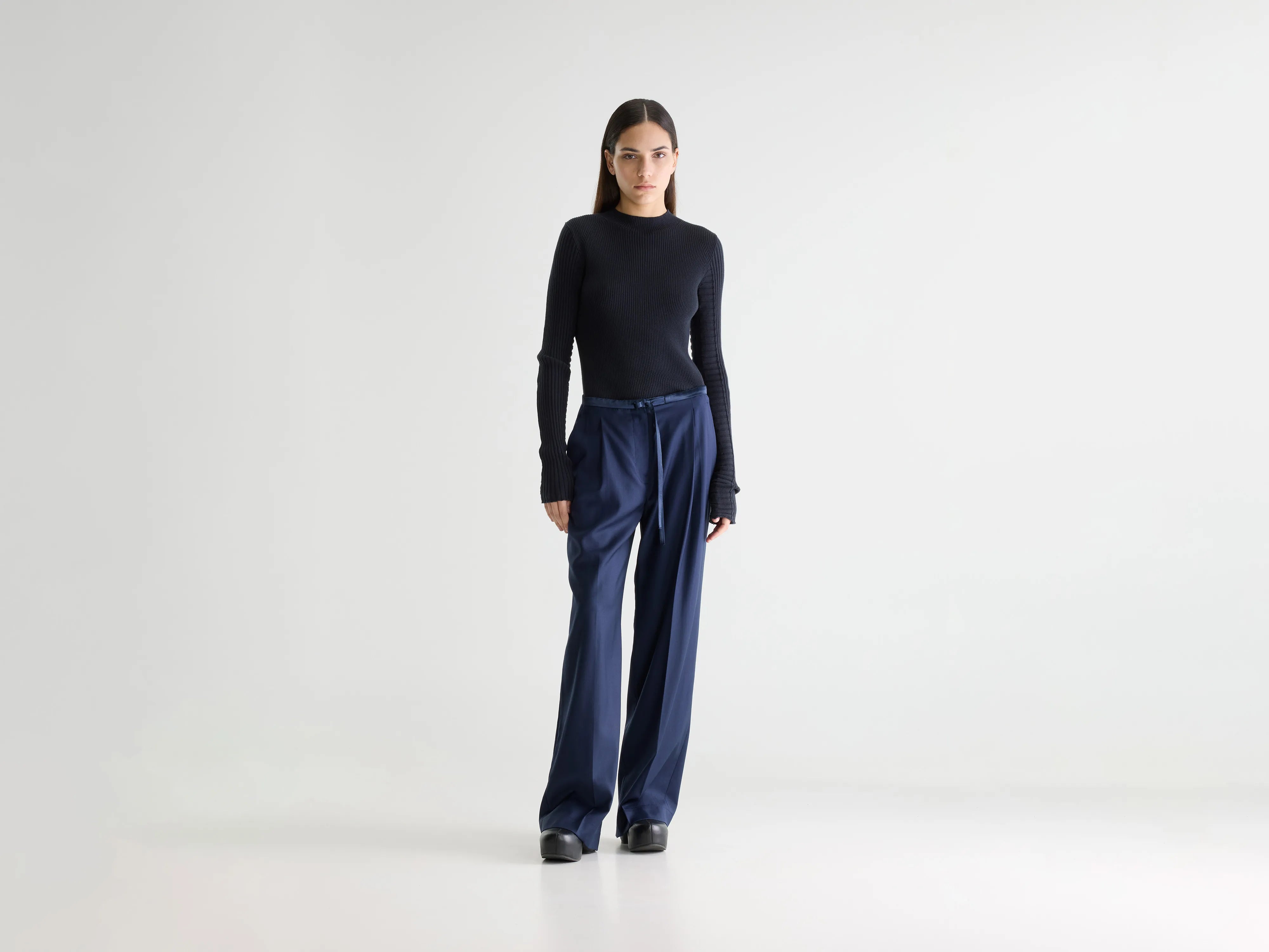 Vestal regular trousers (261 / W / NAVAL)