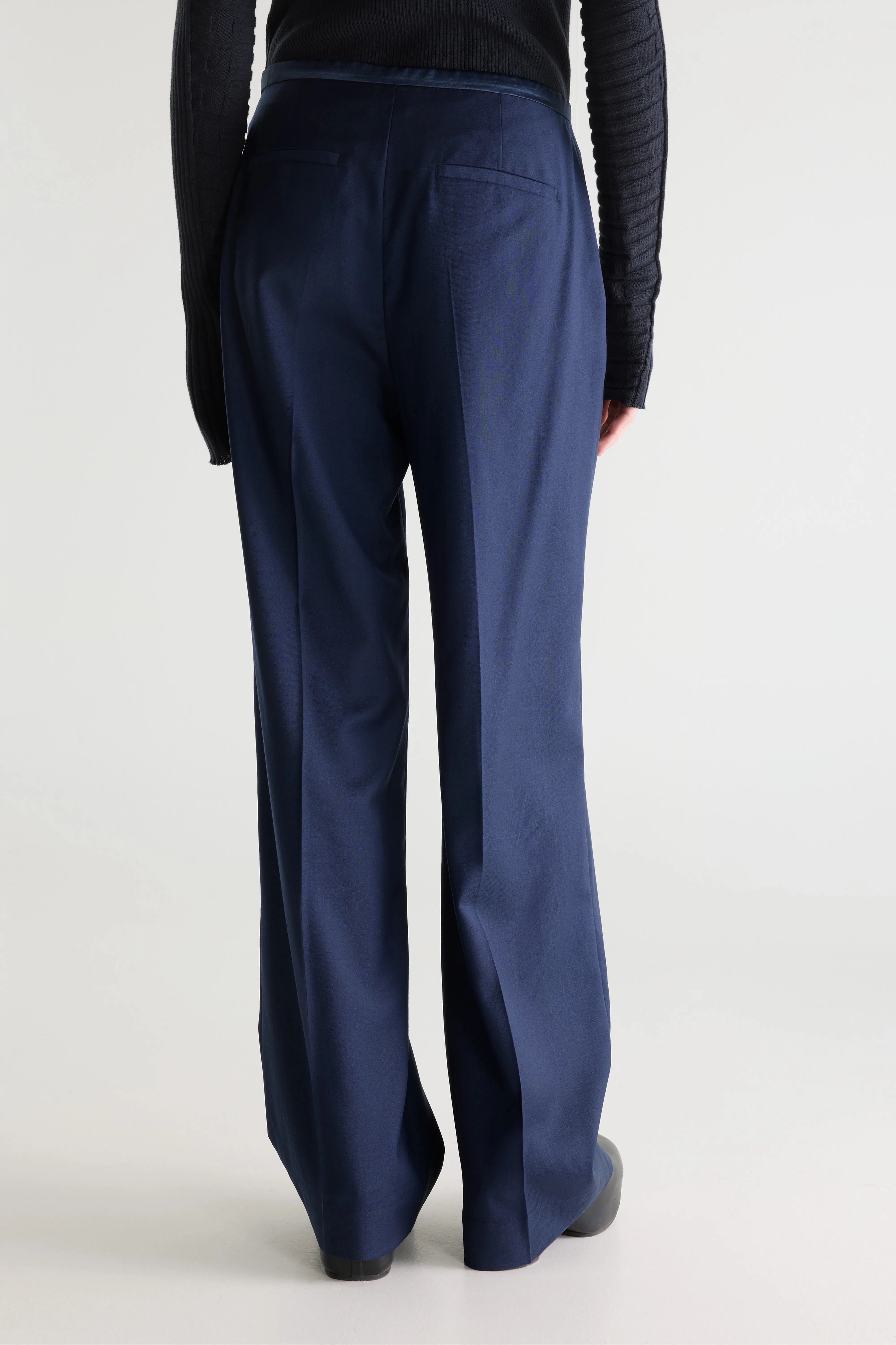 Vestal regular trousers (261 / W / NAVAL)