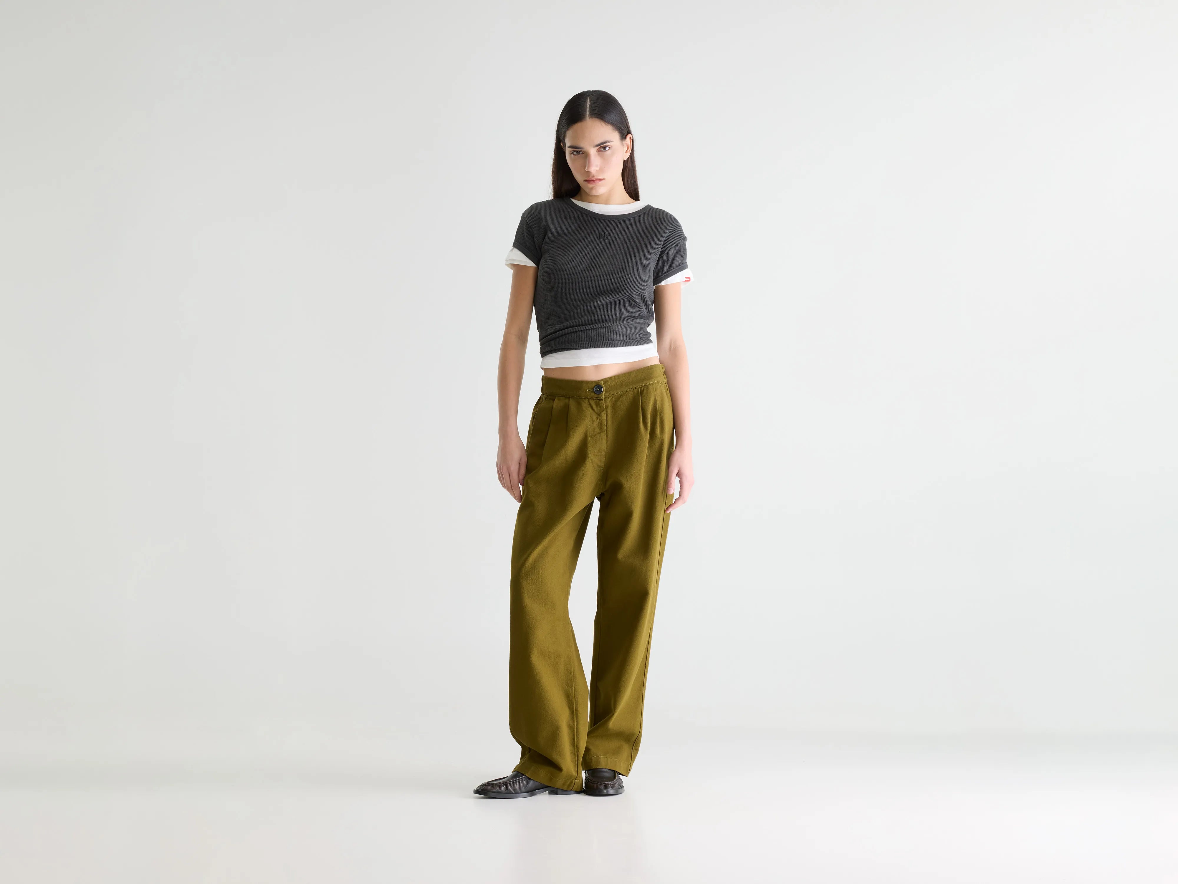Pillow regular trousers (261 / W / VETIVER)
