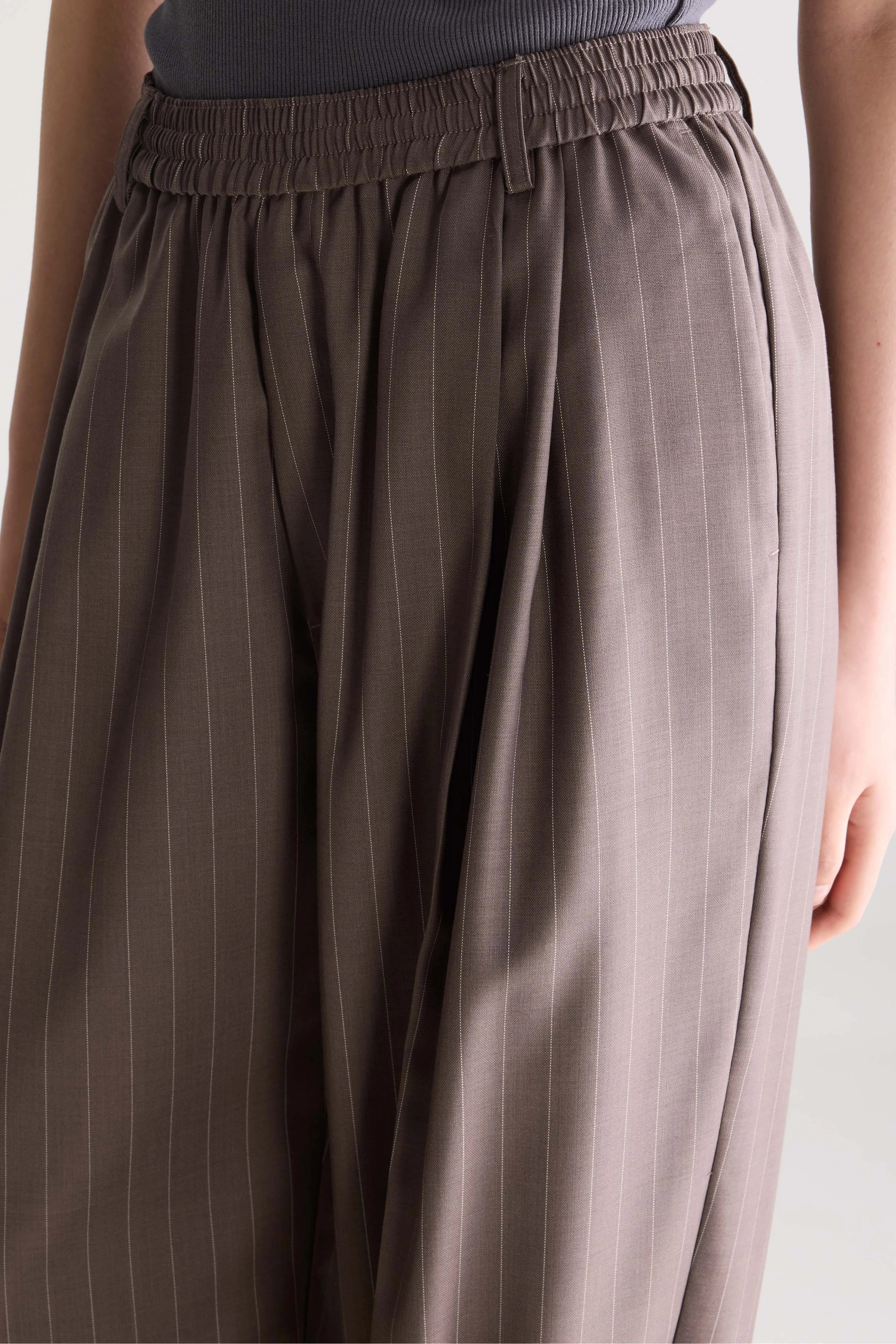 Pantalon fuselé Jilo (261 / W / STRIPE B)