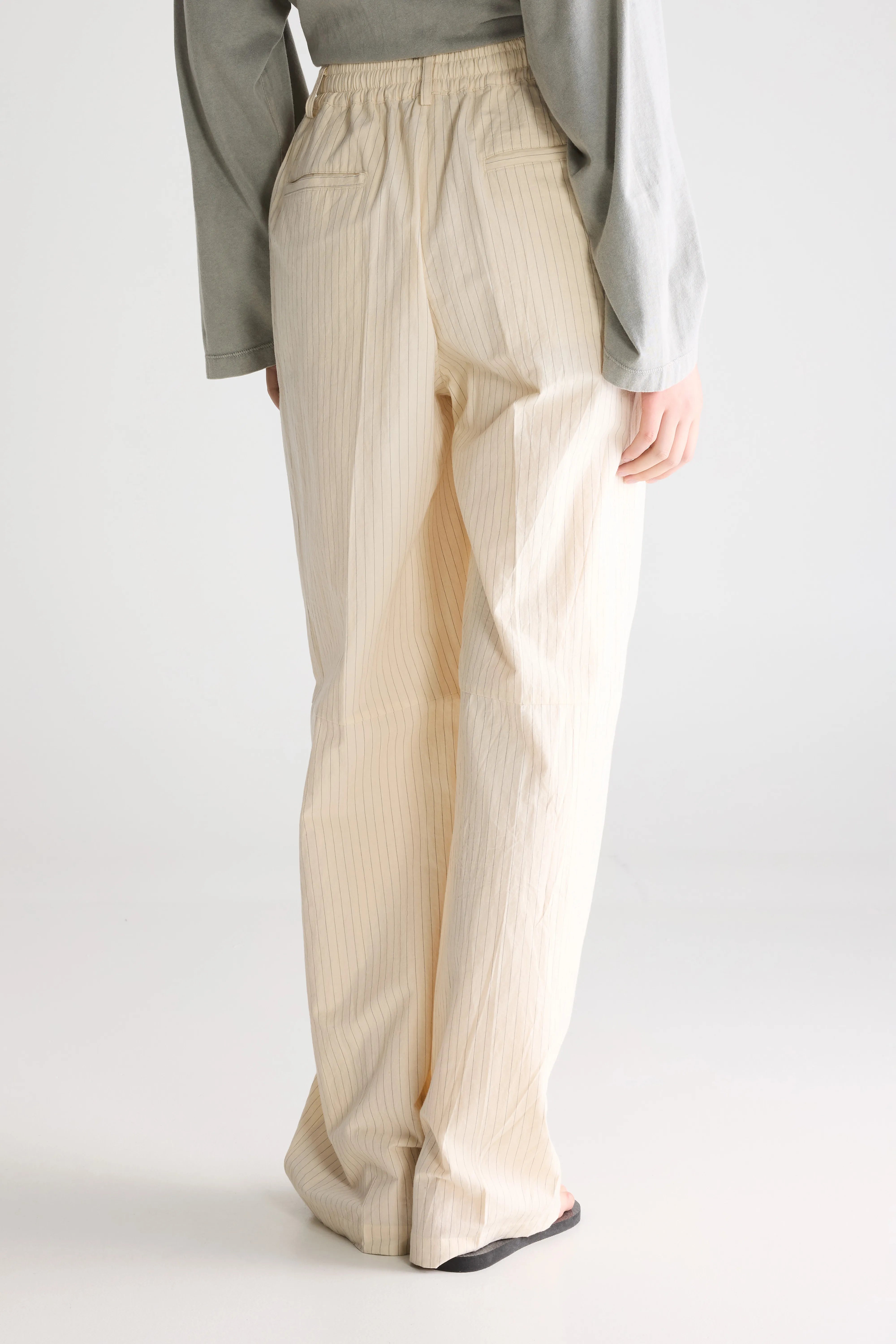 Jilo tapered trousers (261 / W / STRIPE A)