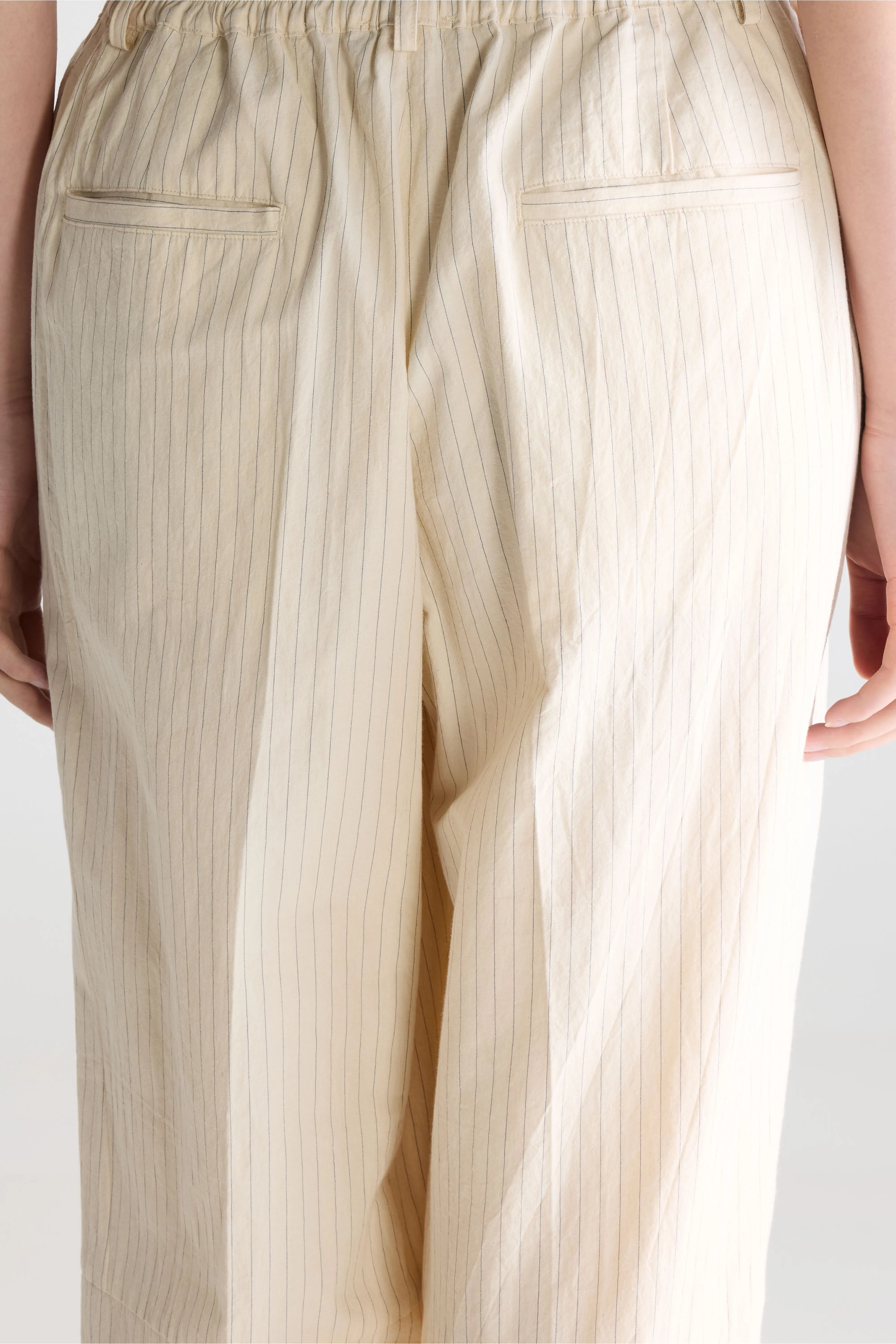 Jilo tapered trousers (261 / W / STRIPE A)