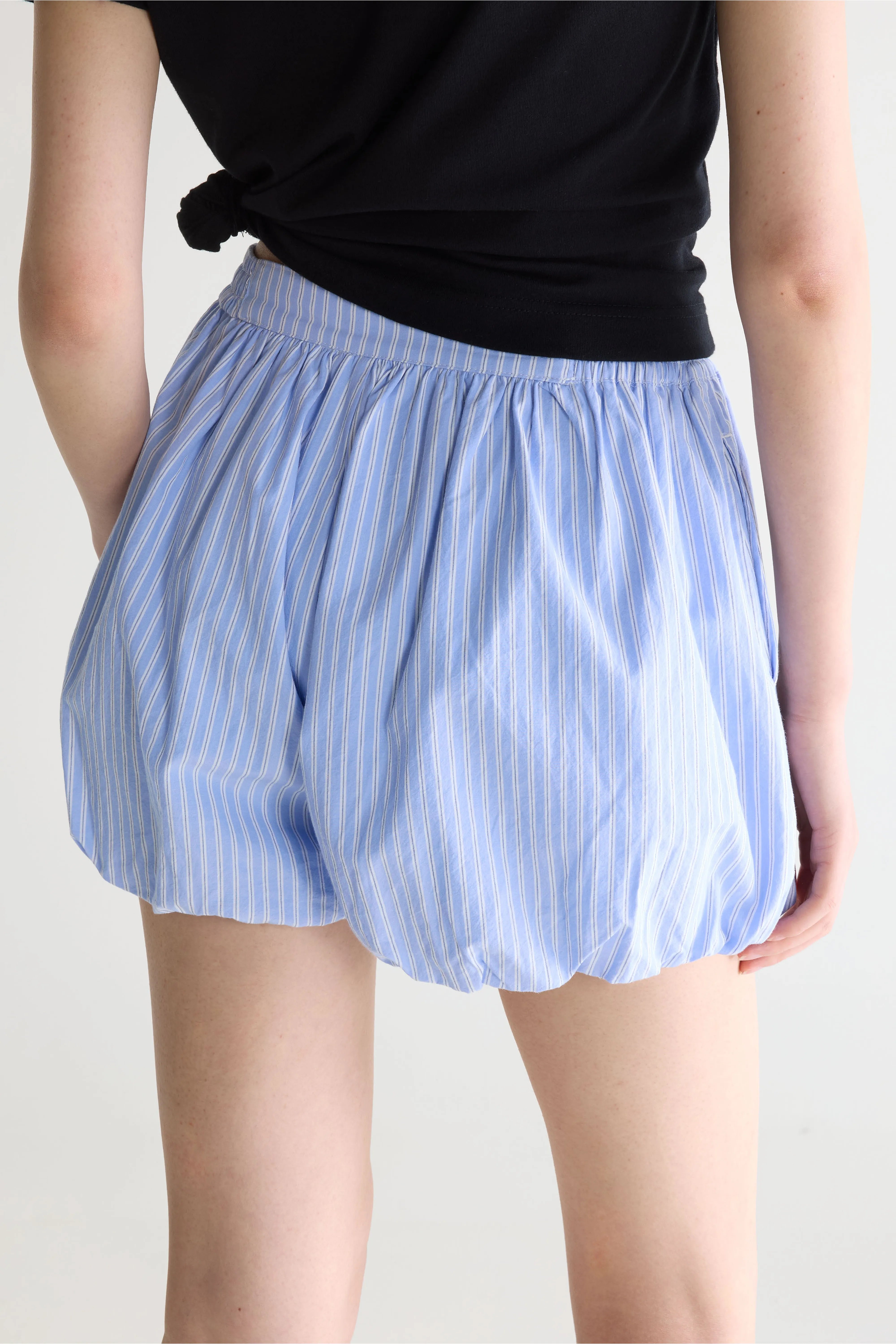 Short ample Johny (261 / W / STRIPE A)