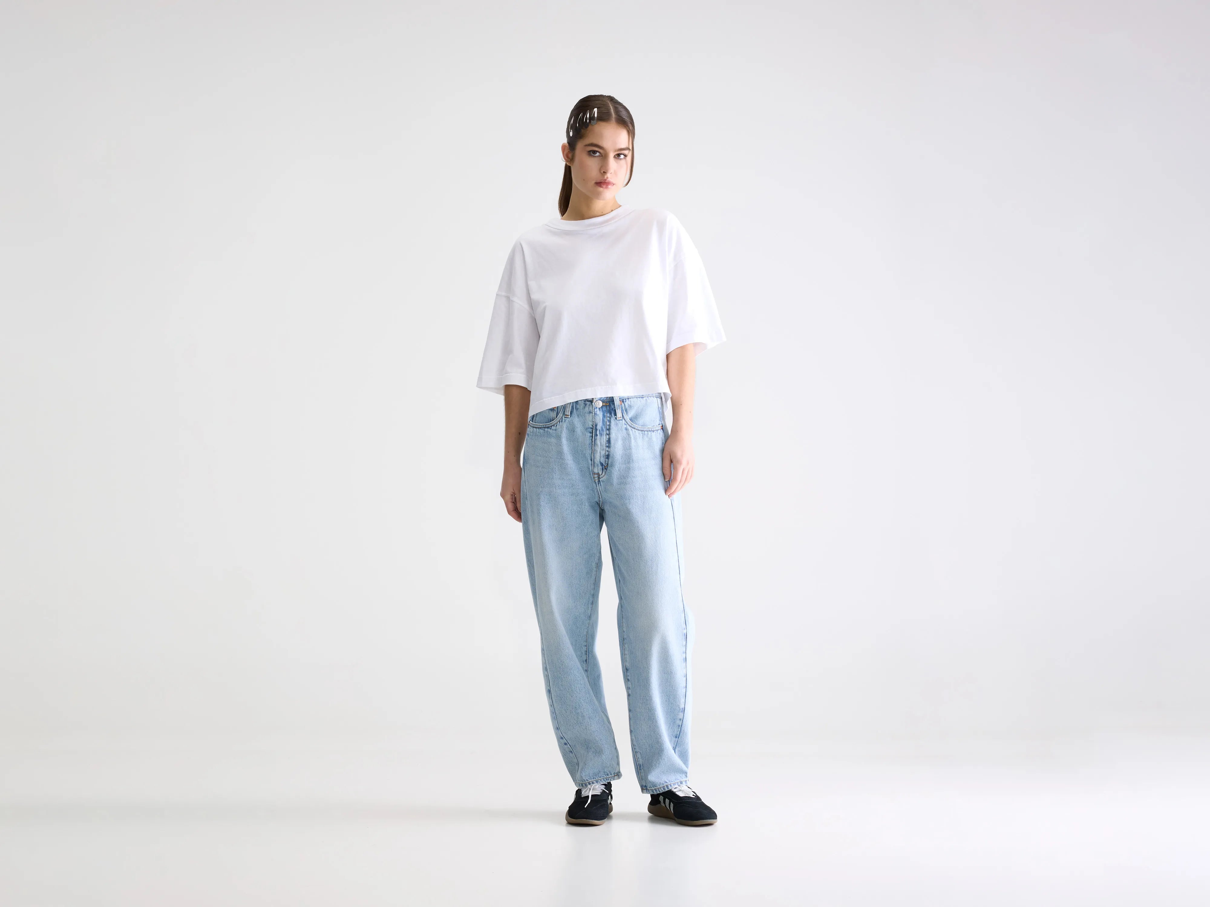 Denim N. 55 loose jeans (261 / W / LT BLUE BLEACH)