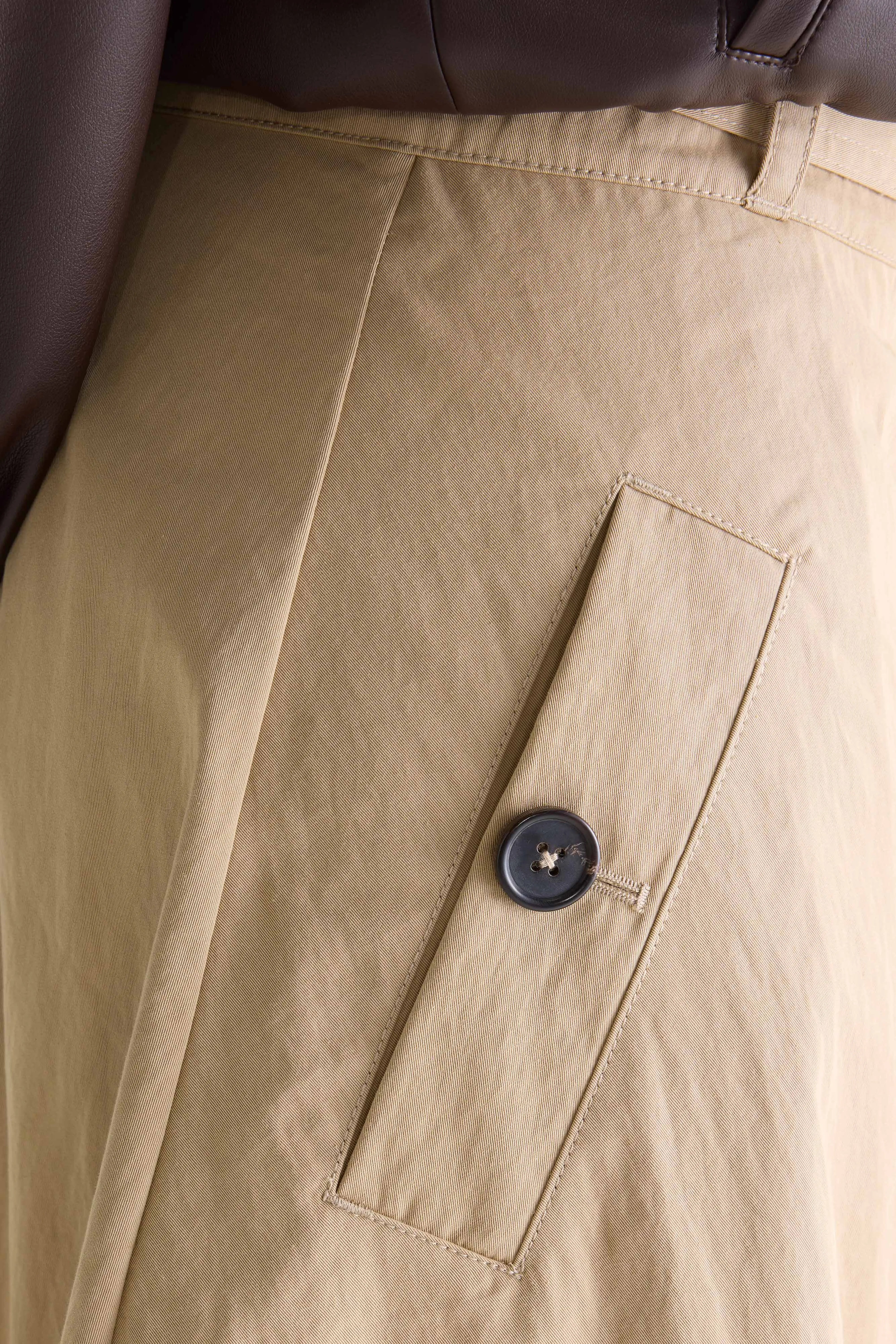 Jupes midi Hettie (261 / W / EARTH)