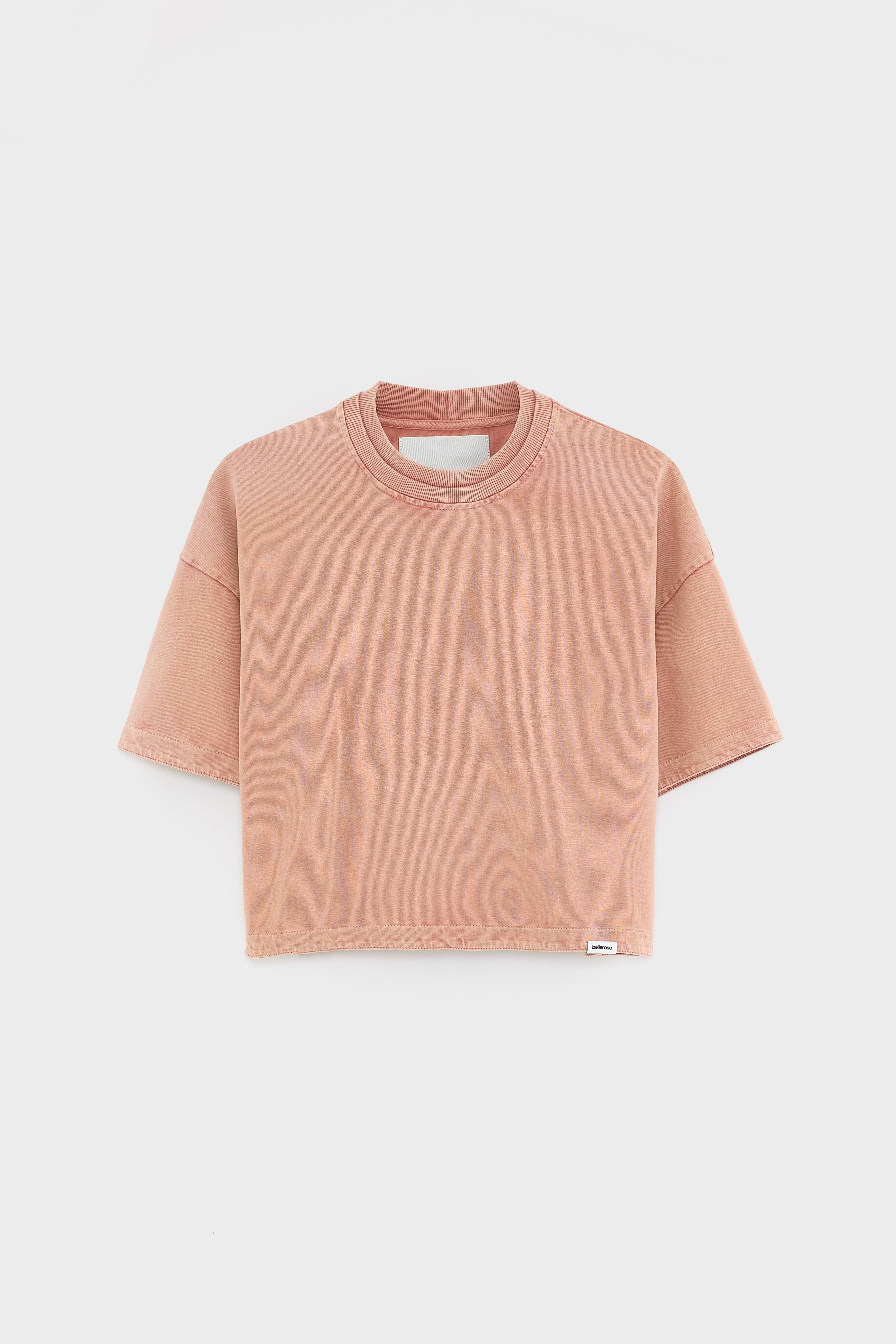 Fan cropped t-shirt (261 / W / ETRUSCAN RED)