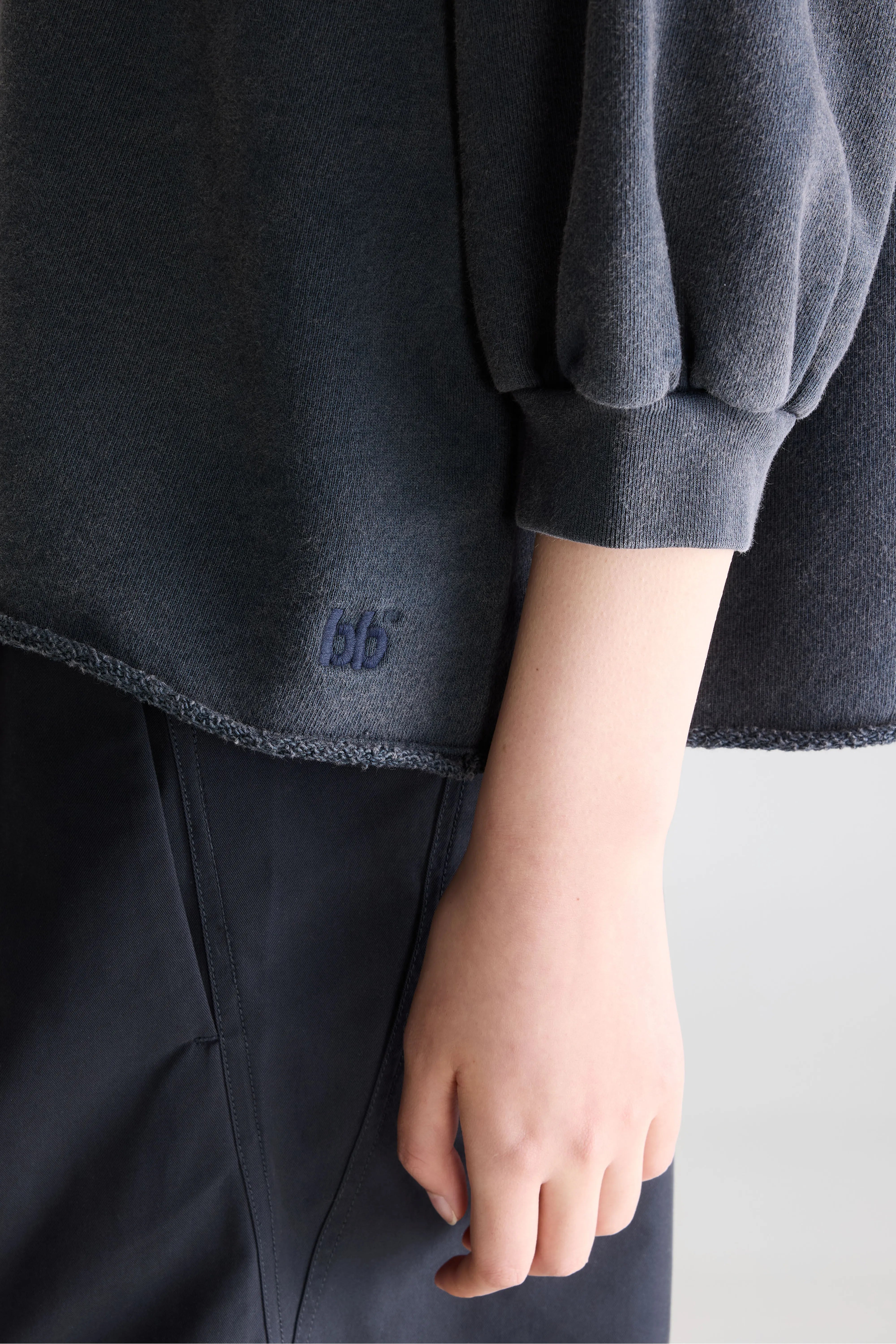 Vicske crewneck sweatshirt (261 / W / METEORITE)