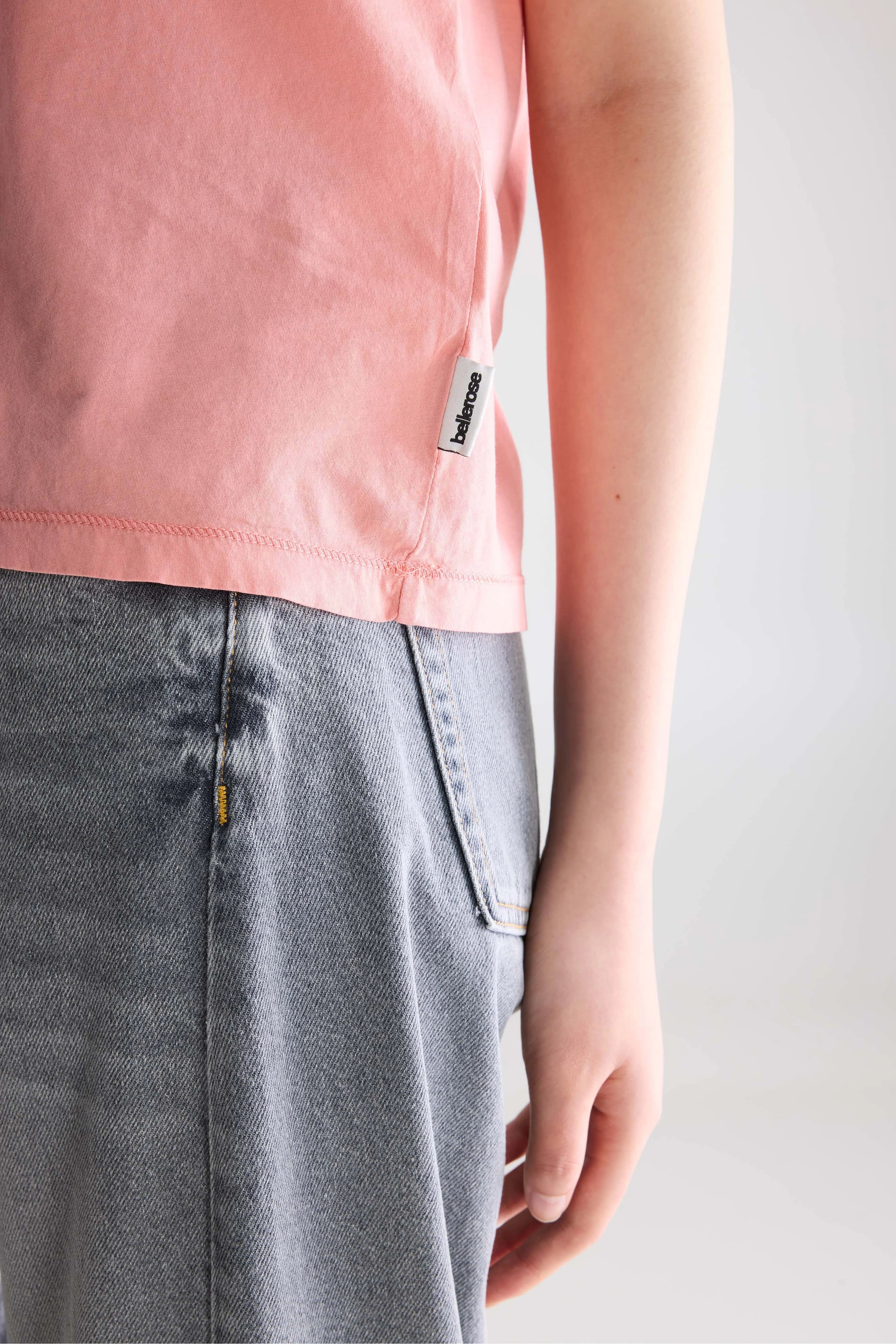 Falde sleeveless t-shirt (261 / W / AZALEE)