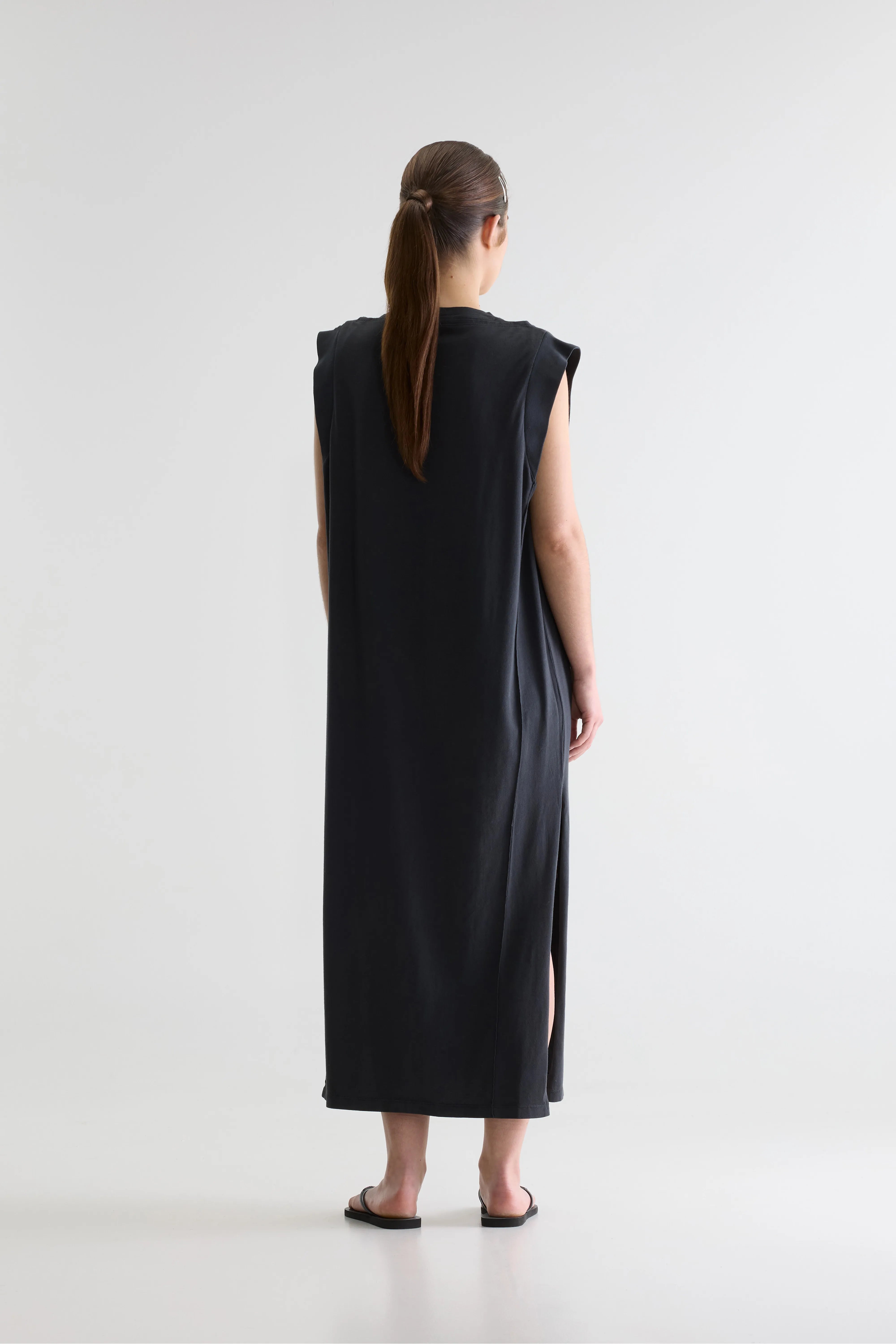 Cling jersey long dress (261 / W / BLACK SAND)