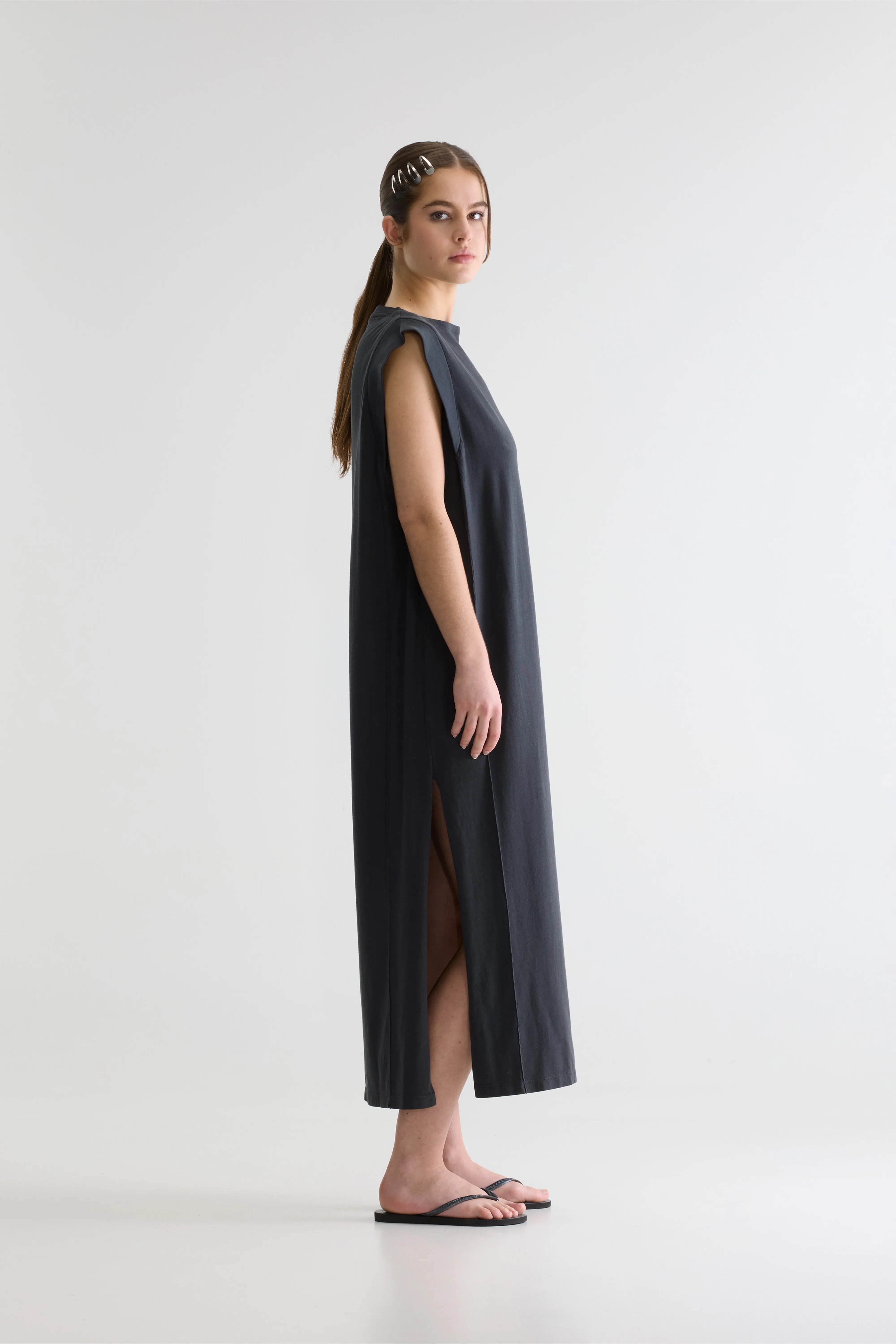 Cling jersey long dress (261 / W / BLACK SAND)
