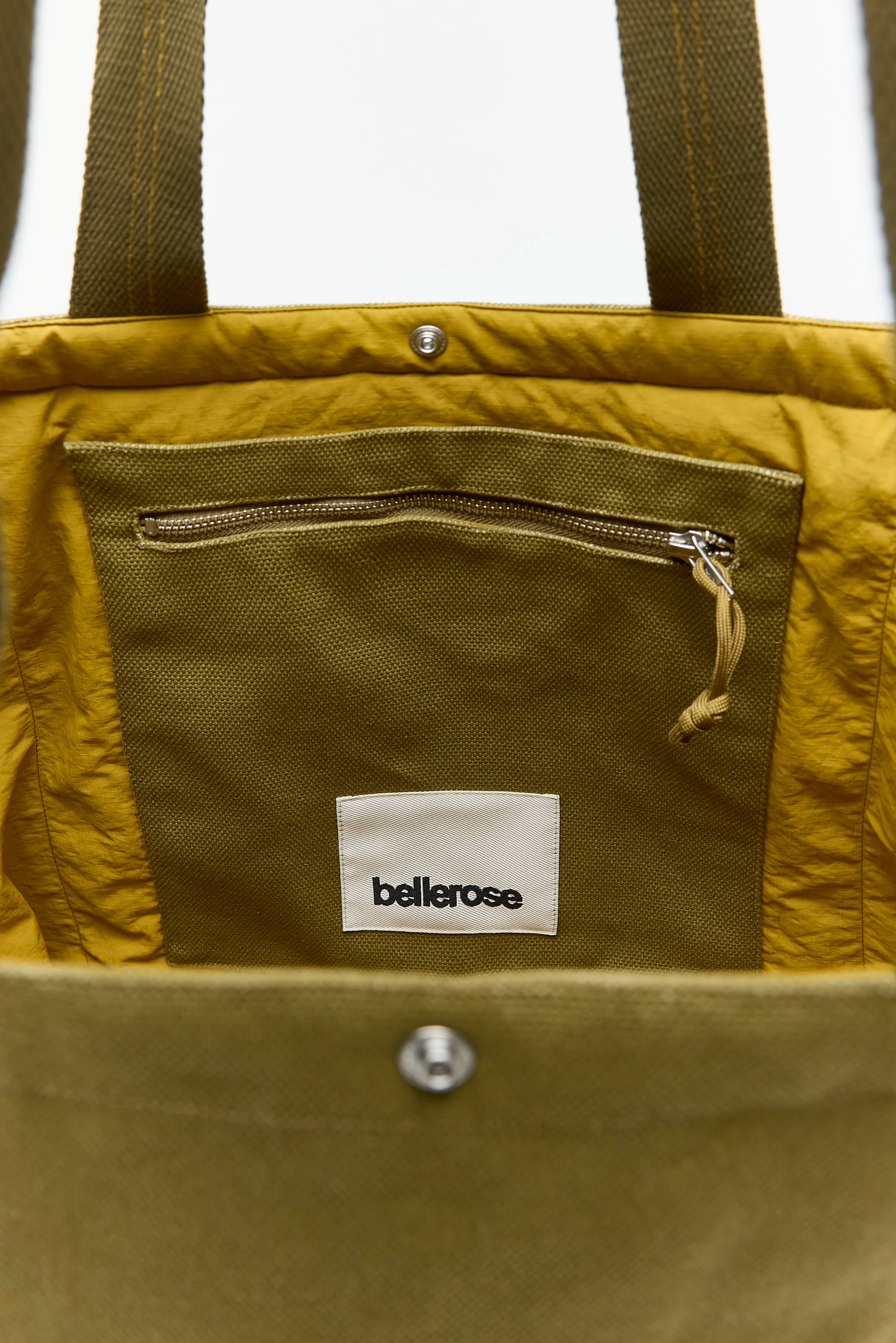 Hommie handbag (261 / W / VETIVER)