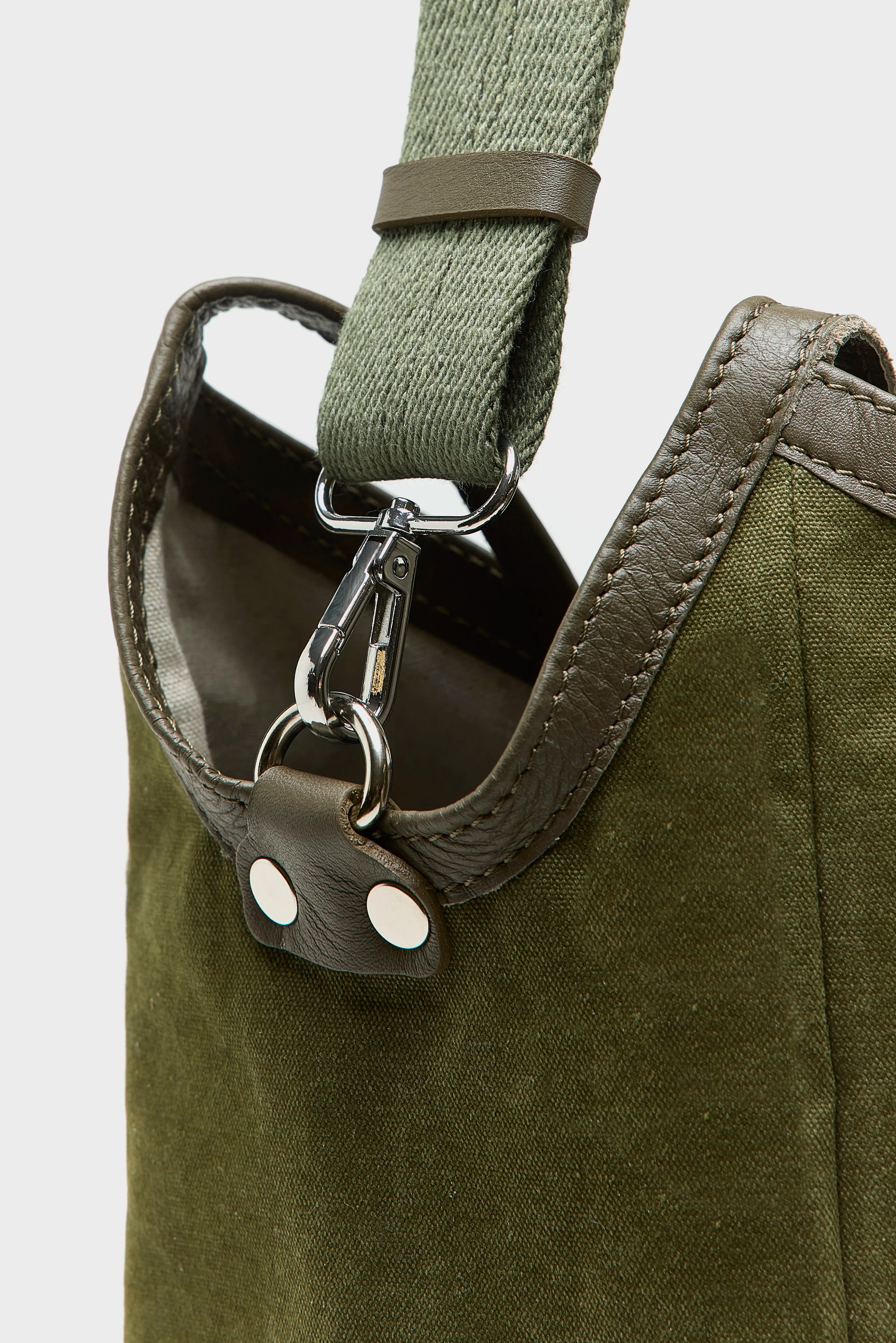 Singa canvas handbag (261 / W / OLIVE)