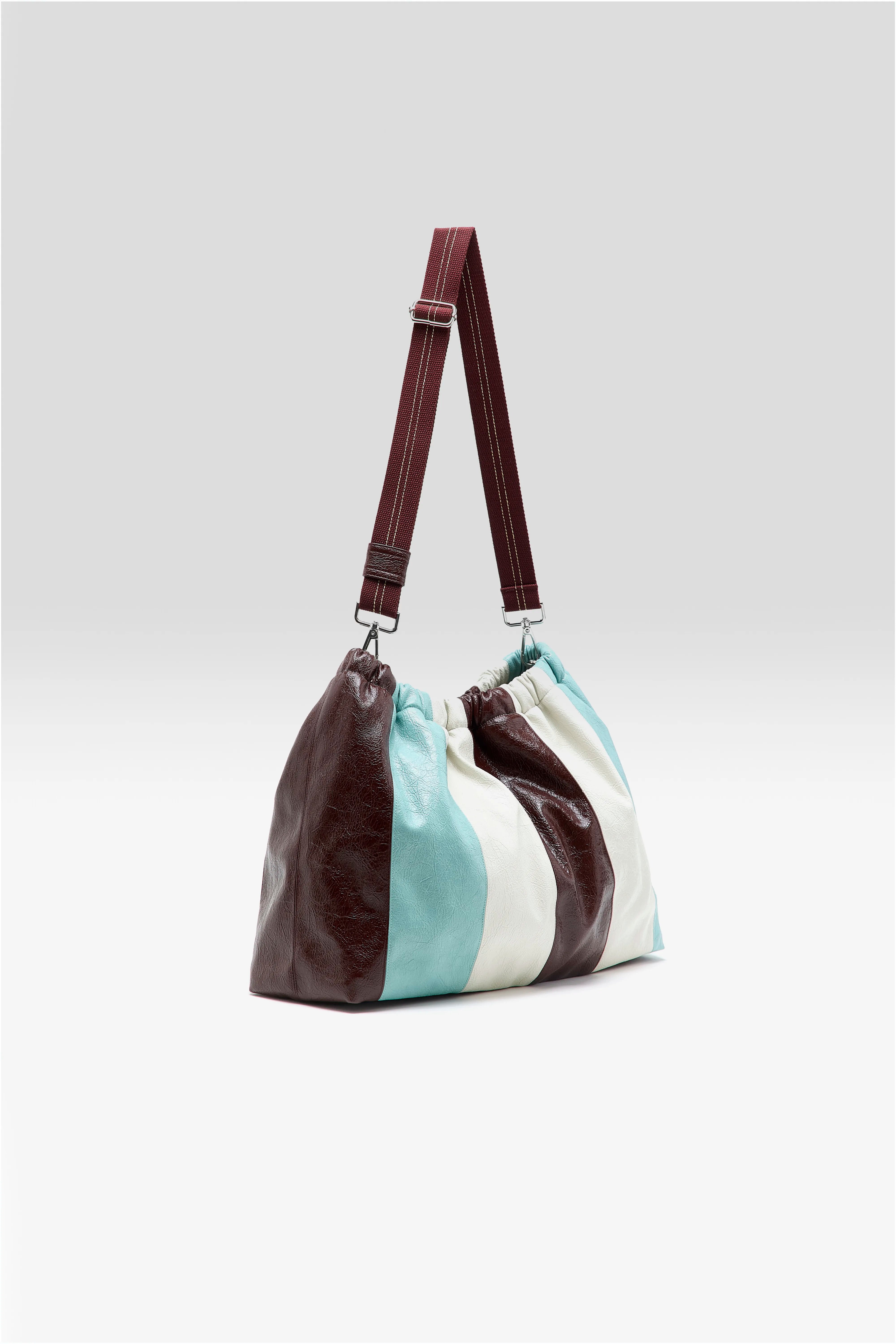 Hobby crossbody bag (261 / W / STRIPE B)