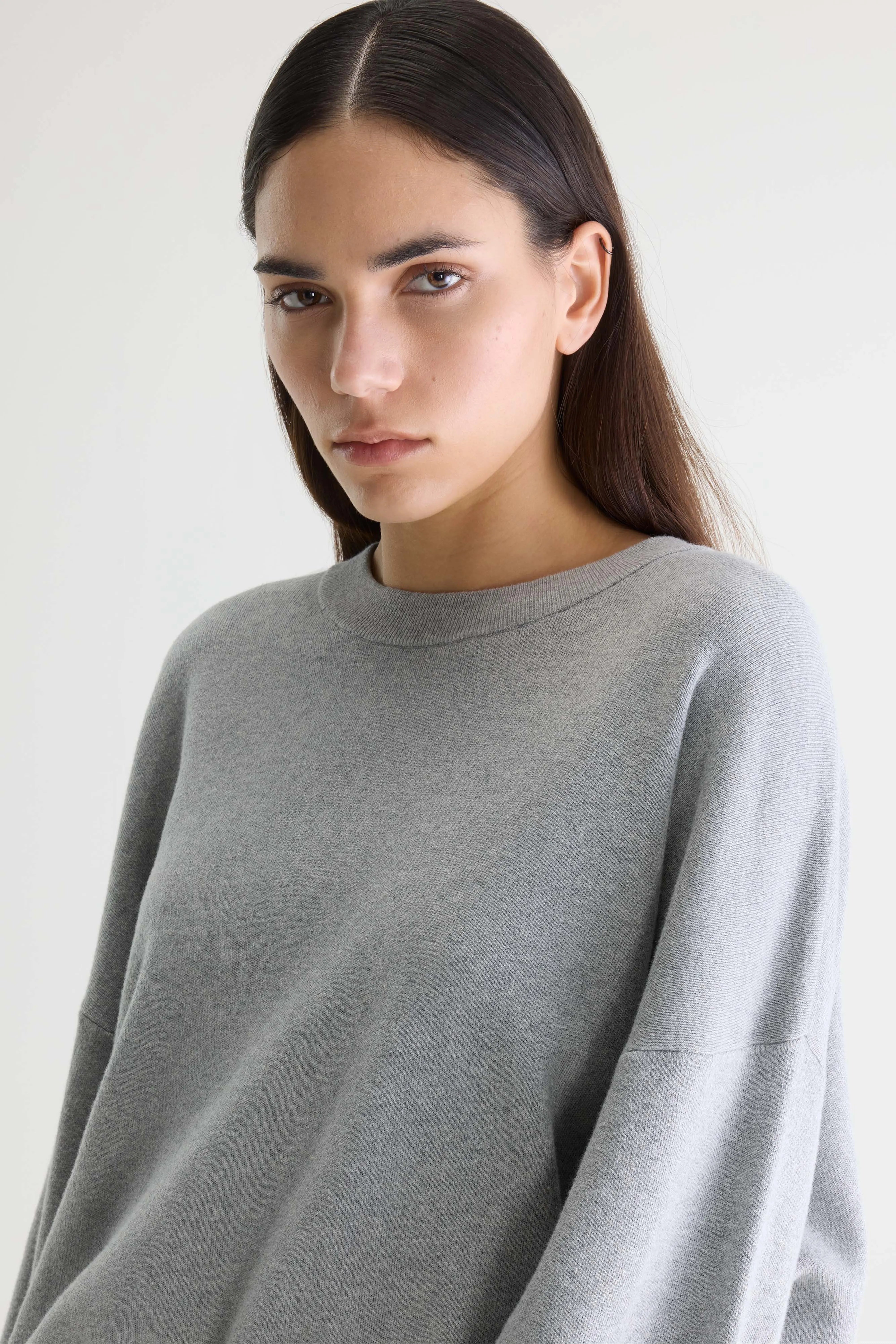 Pull col rond Angum (261 / W / H. GREY)