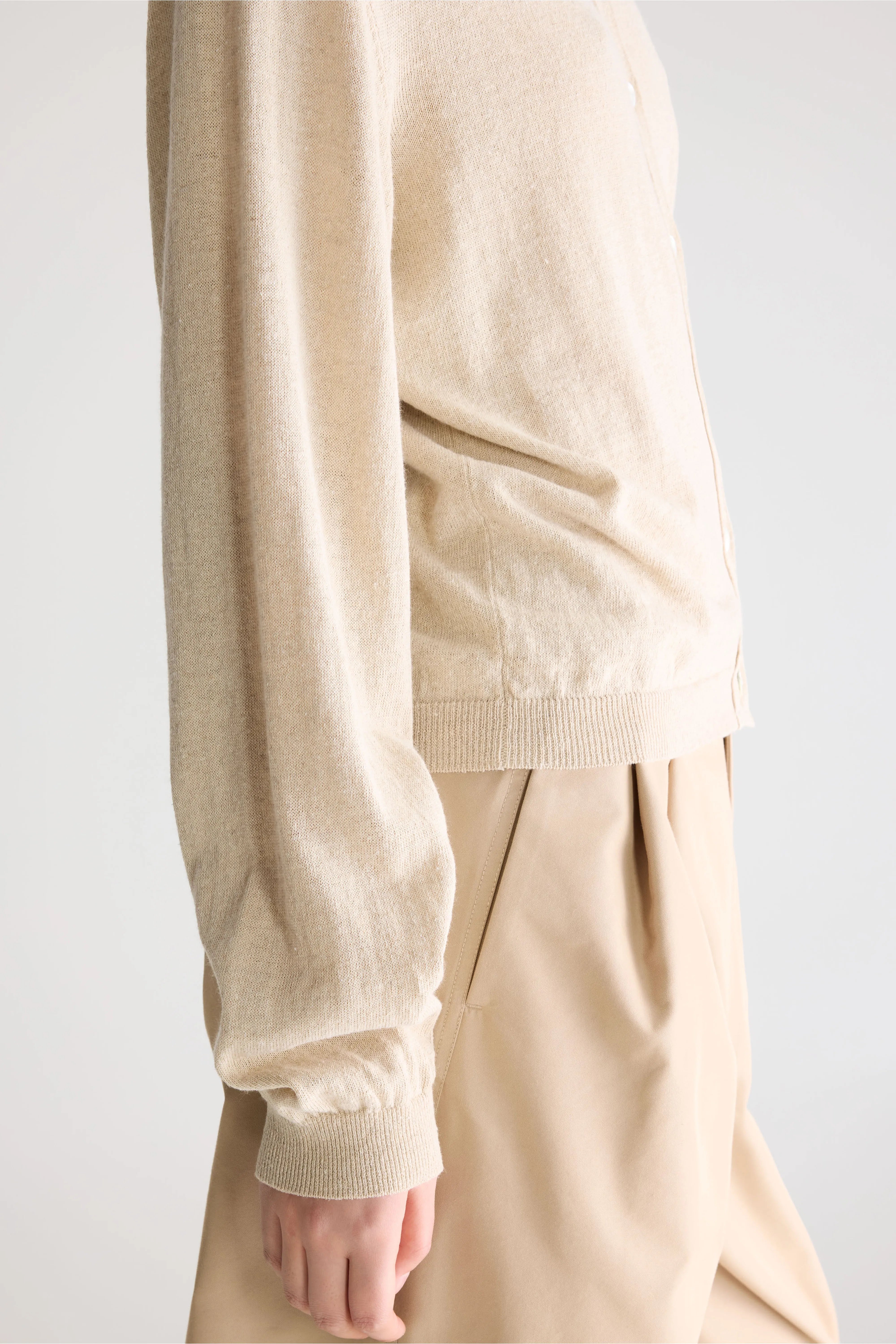 North crewneck cardigan (261 / W / OATMEAL)