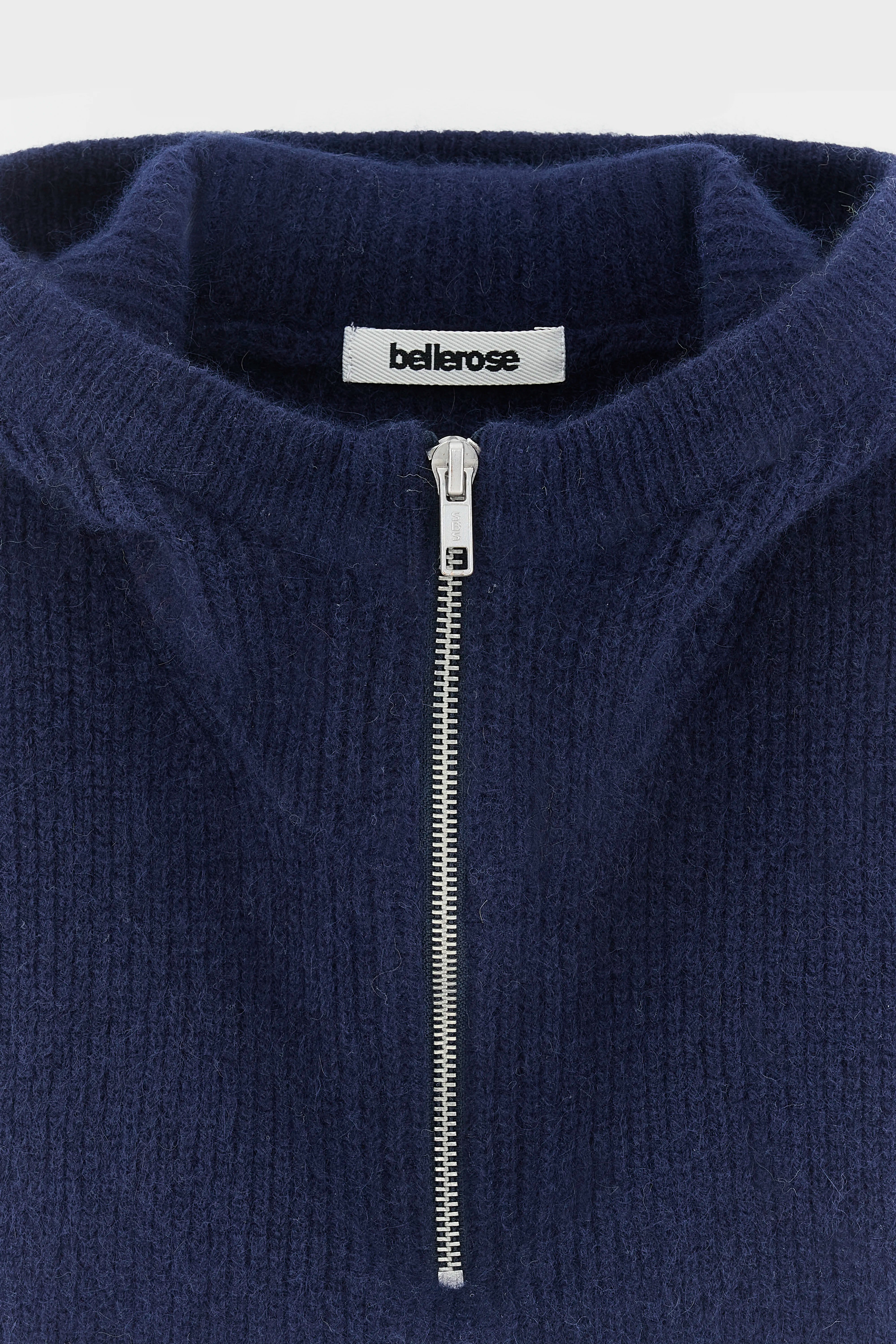 Dusu zipped balaclava (262 / W / CAPTAIN)