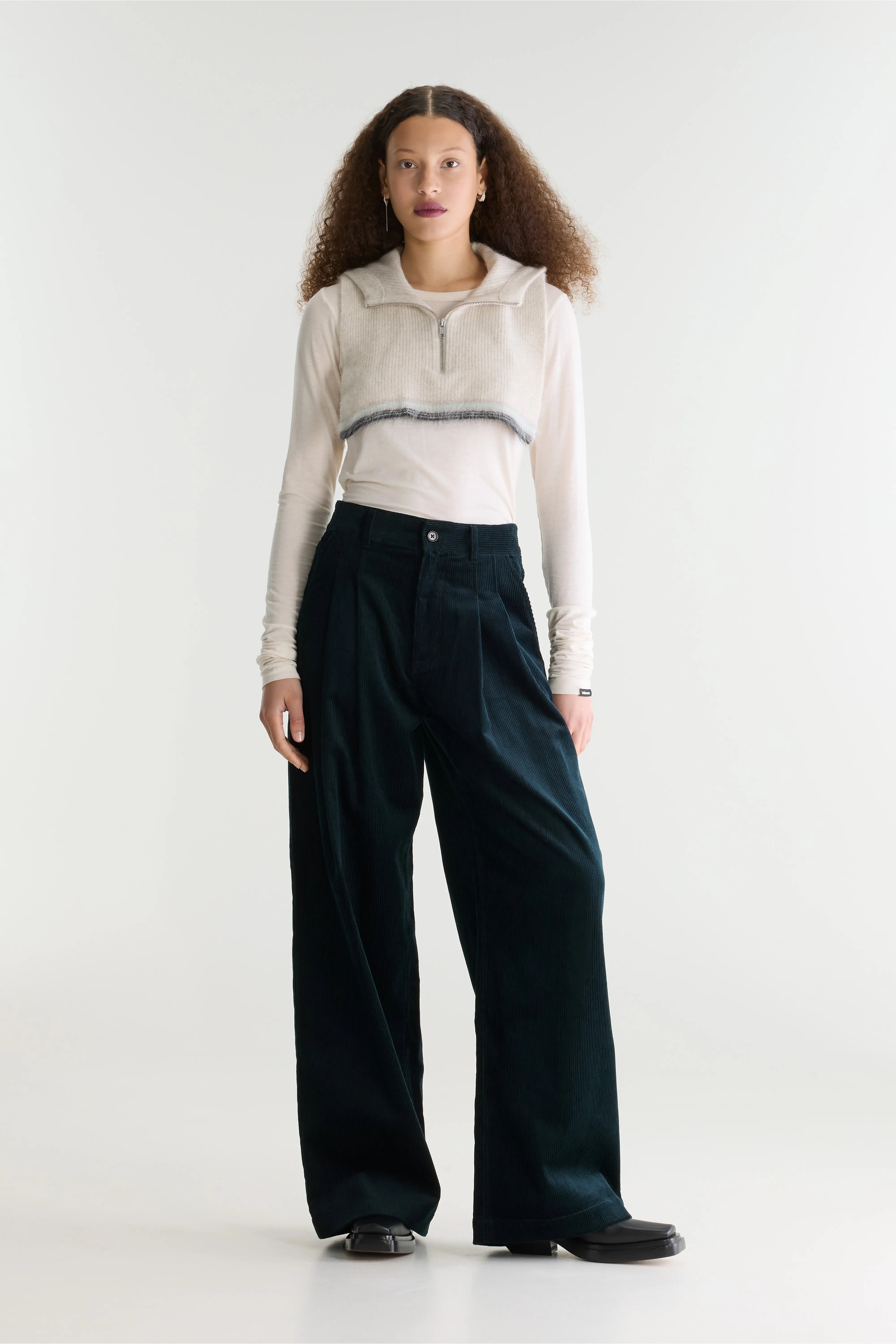 Sixtine tailored trousers (262 / W / JET SET)
