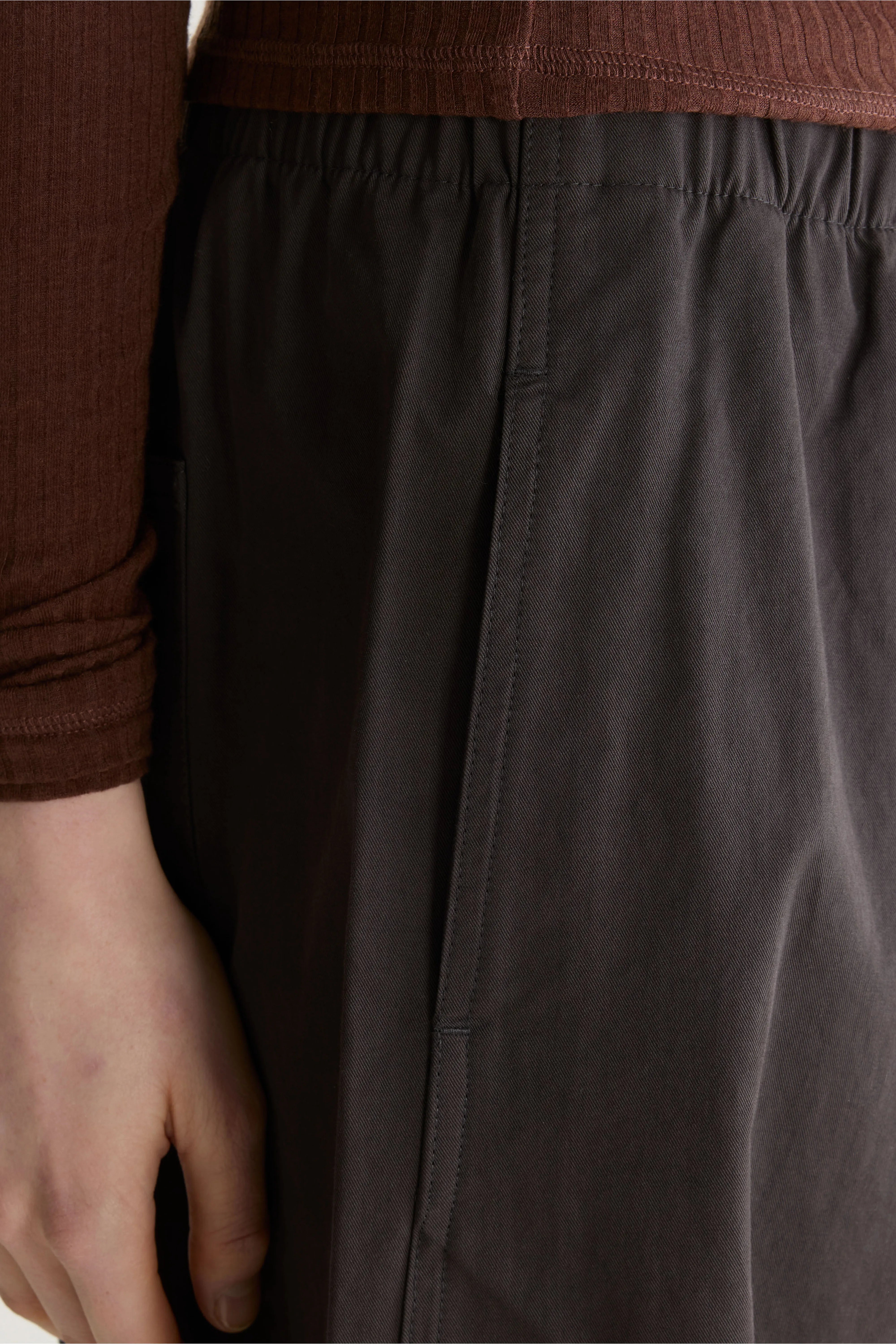 Joline straight trousers (262 / W / DARK ROAST)