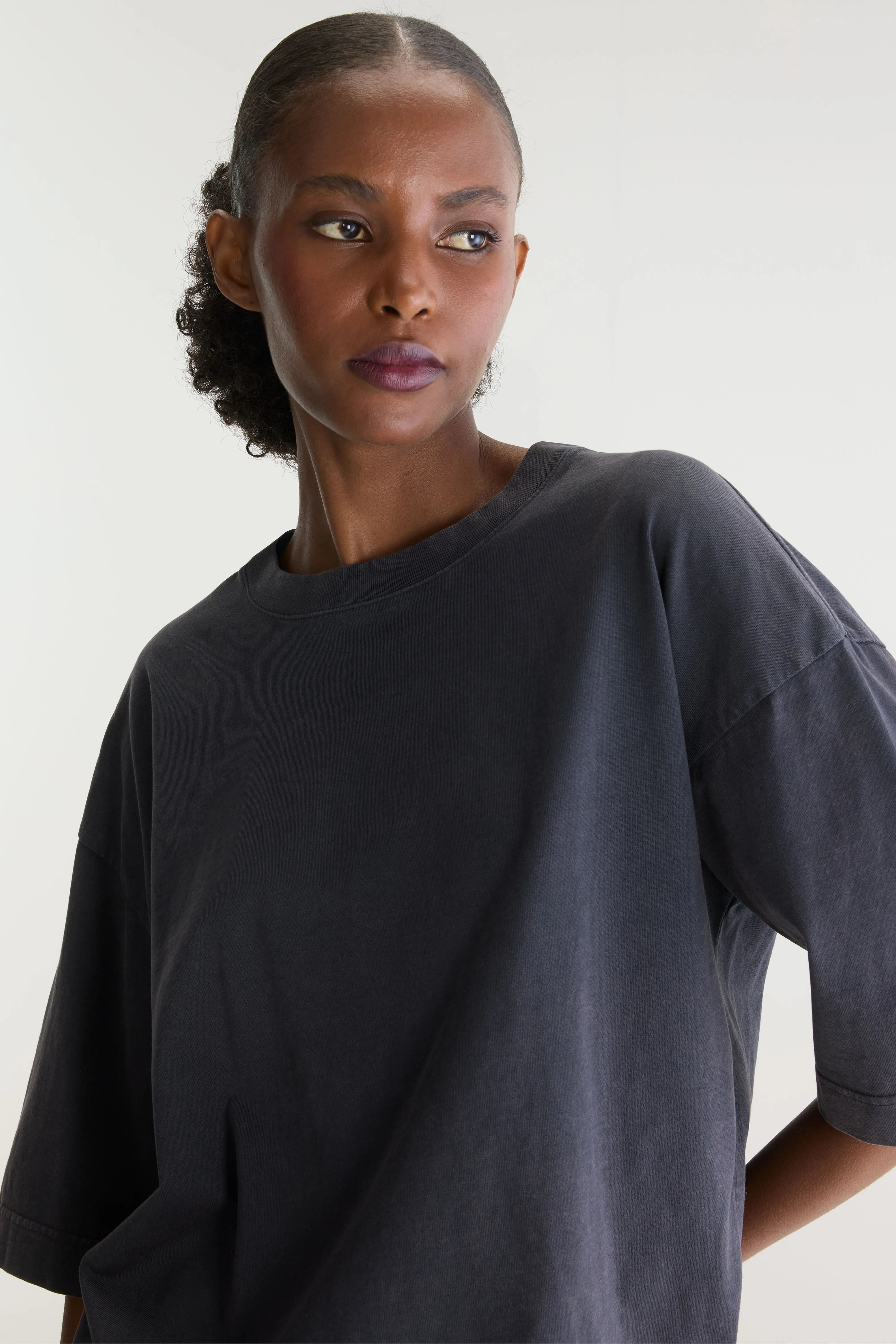 Fiores t-shirt met korte mouwen (262 / W / BLACK BEAUTY)