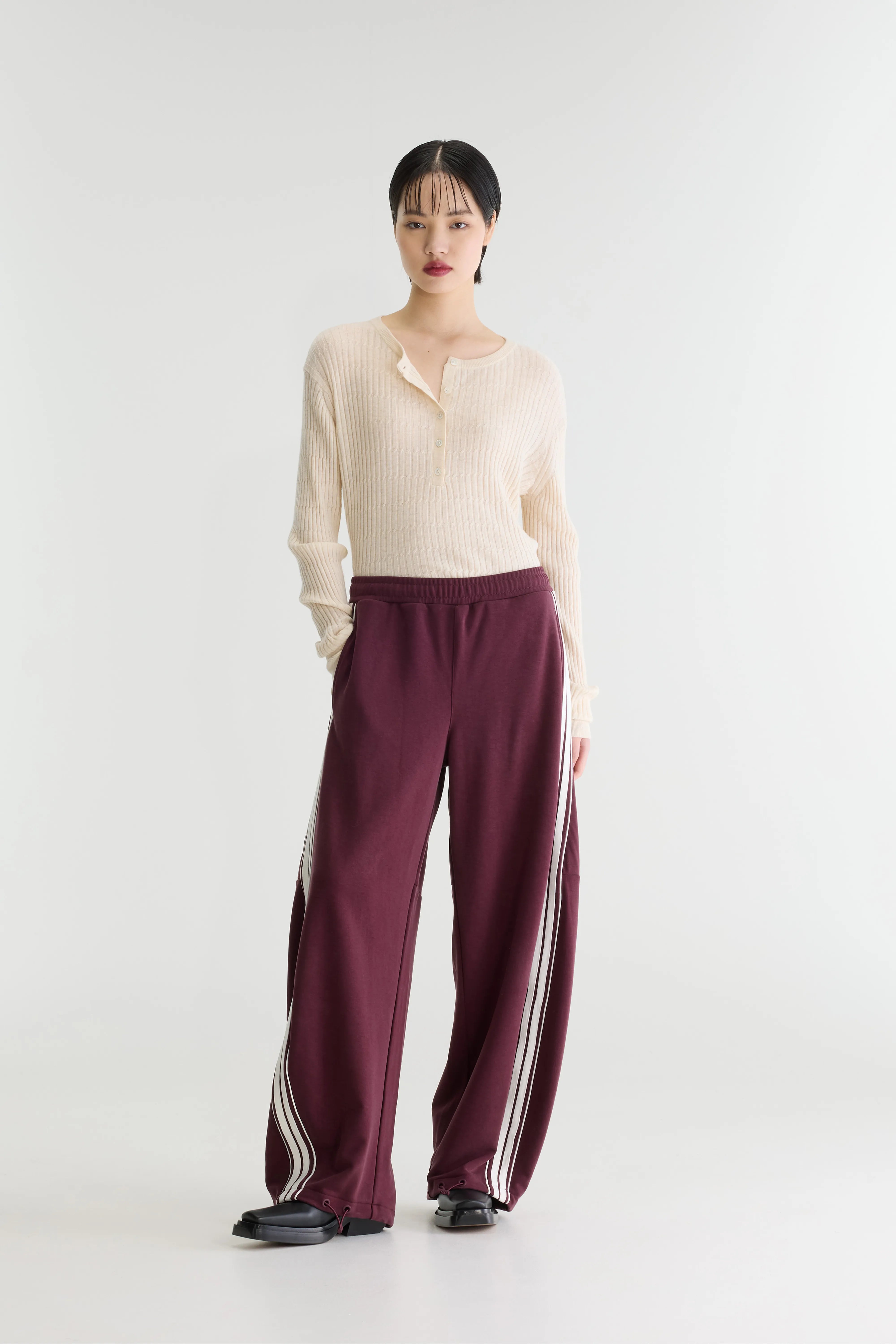 Tamy wijde joggingbroek (262 / W / BURGUNDY)