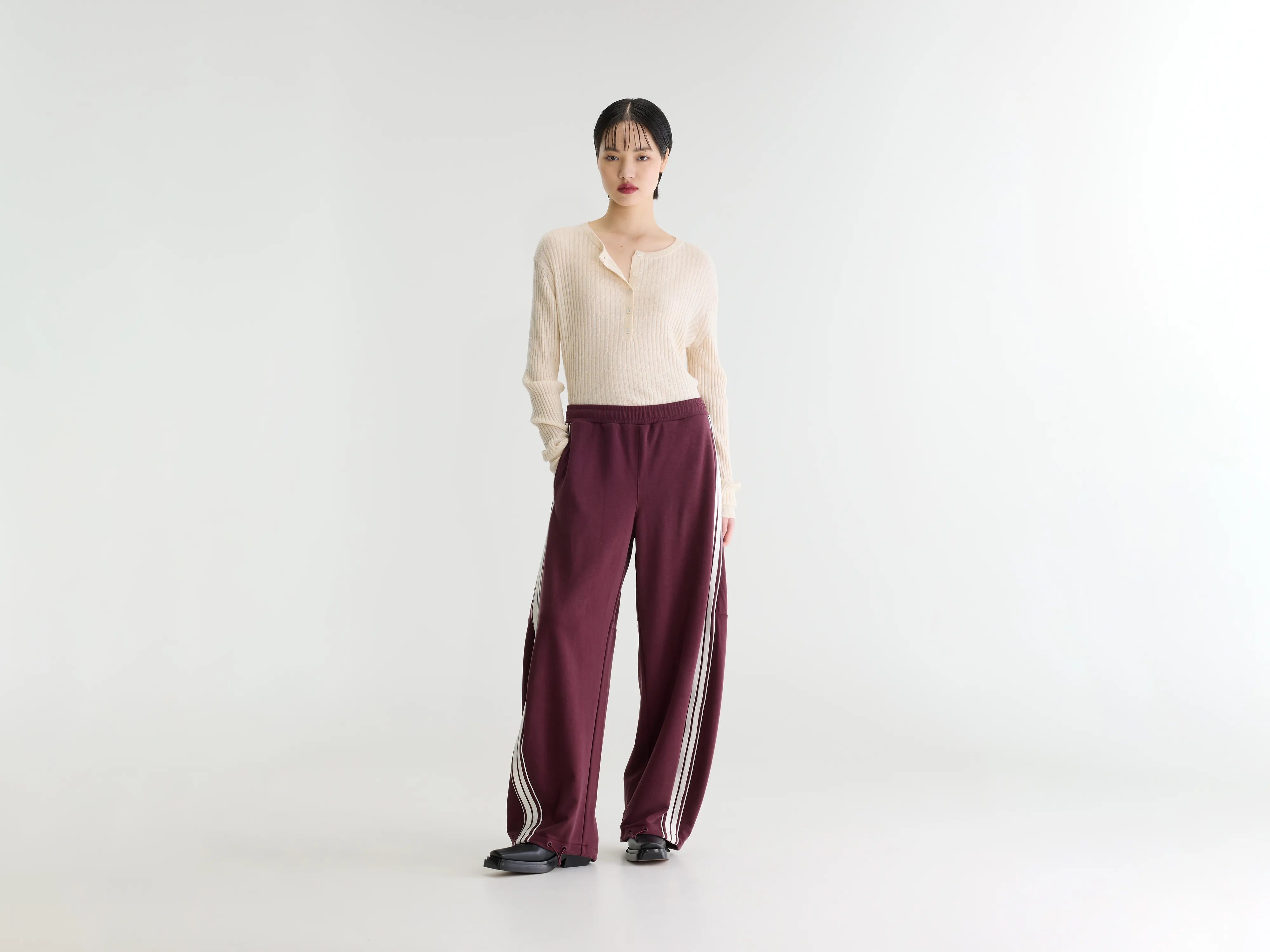 Tamy wijde joggingbroek (262 / W / BURGUNDY)