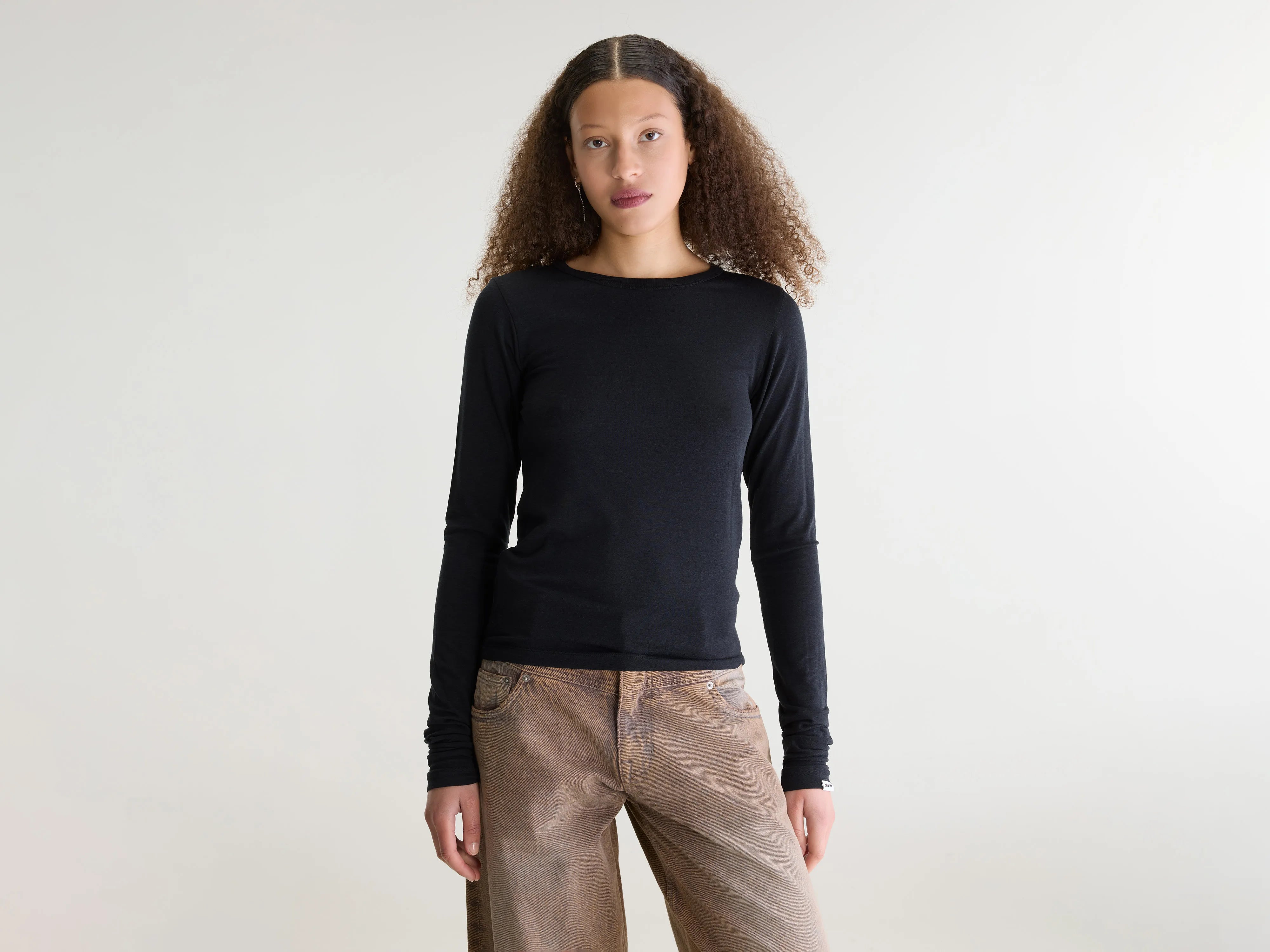 Fina slim fit t-shirt (262 / W / BLACK BEAUTY)