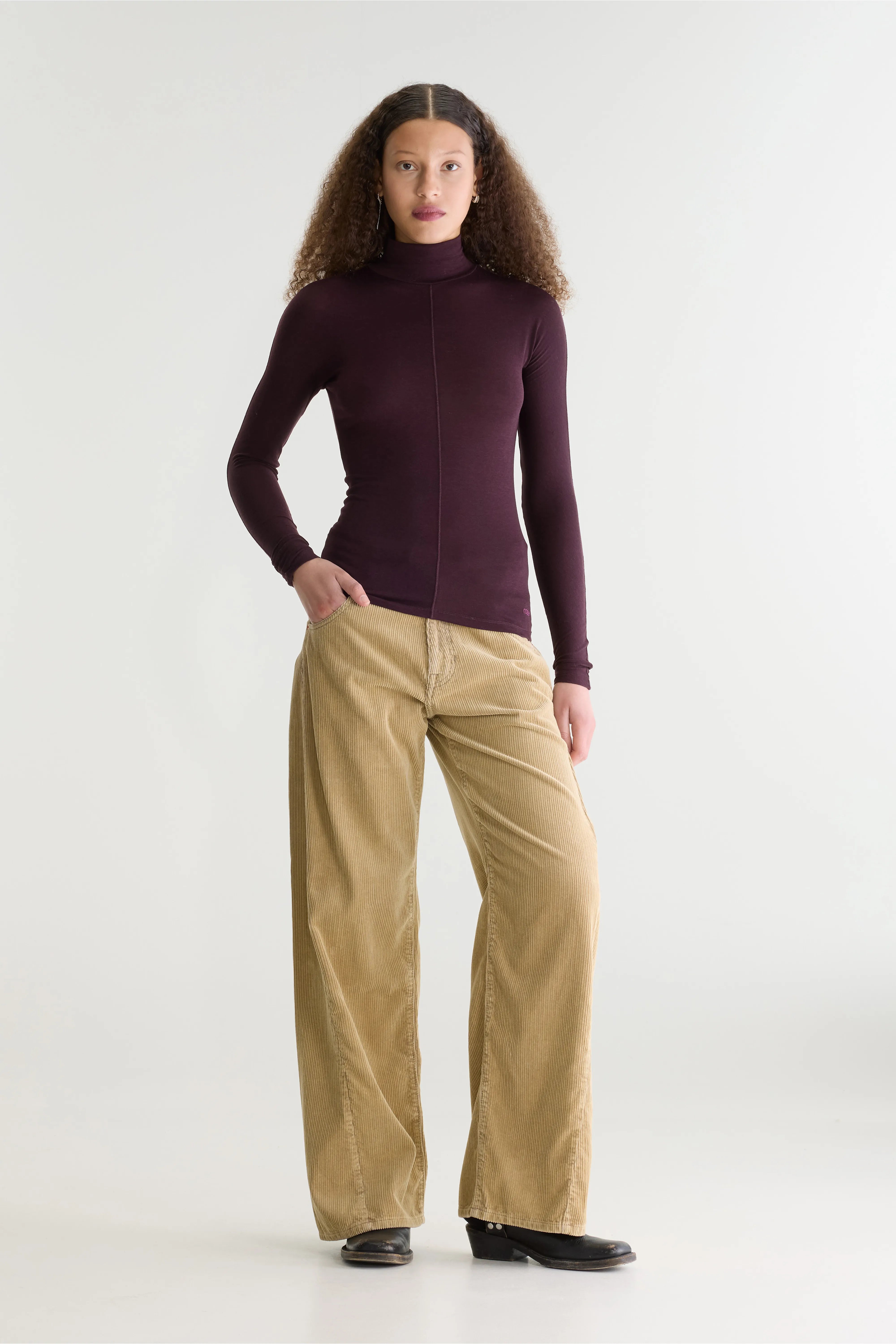 Flawy turtle neck t-shirt (262 / W / BURGUNDY)