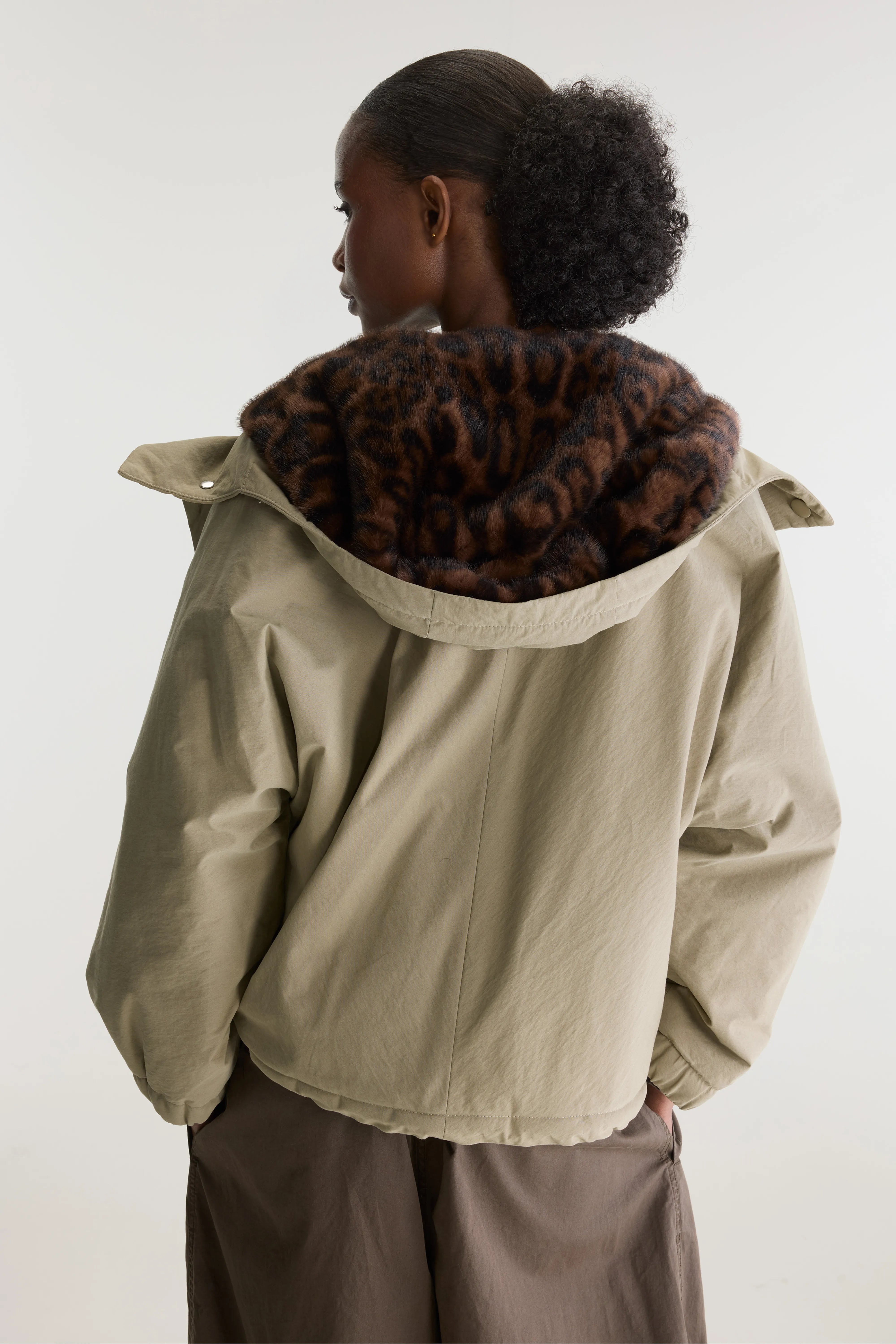 Jenna hooded jacket (262 / W / SHADOW)