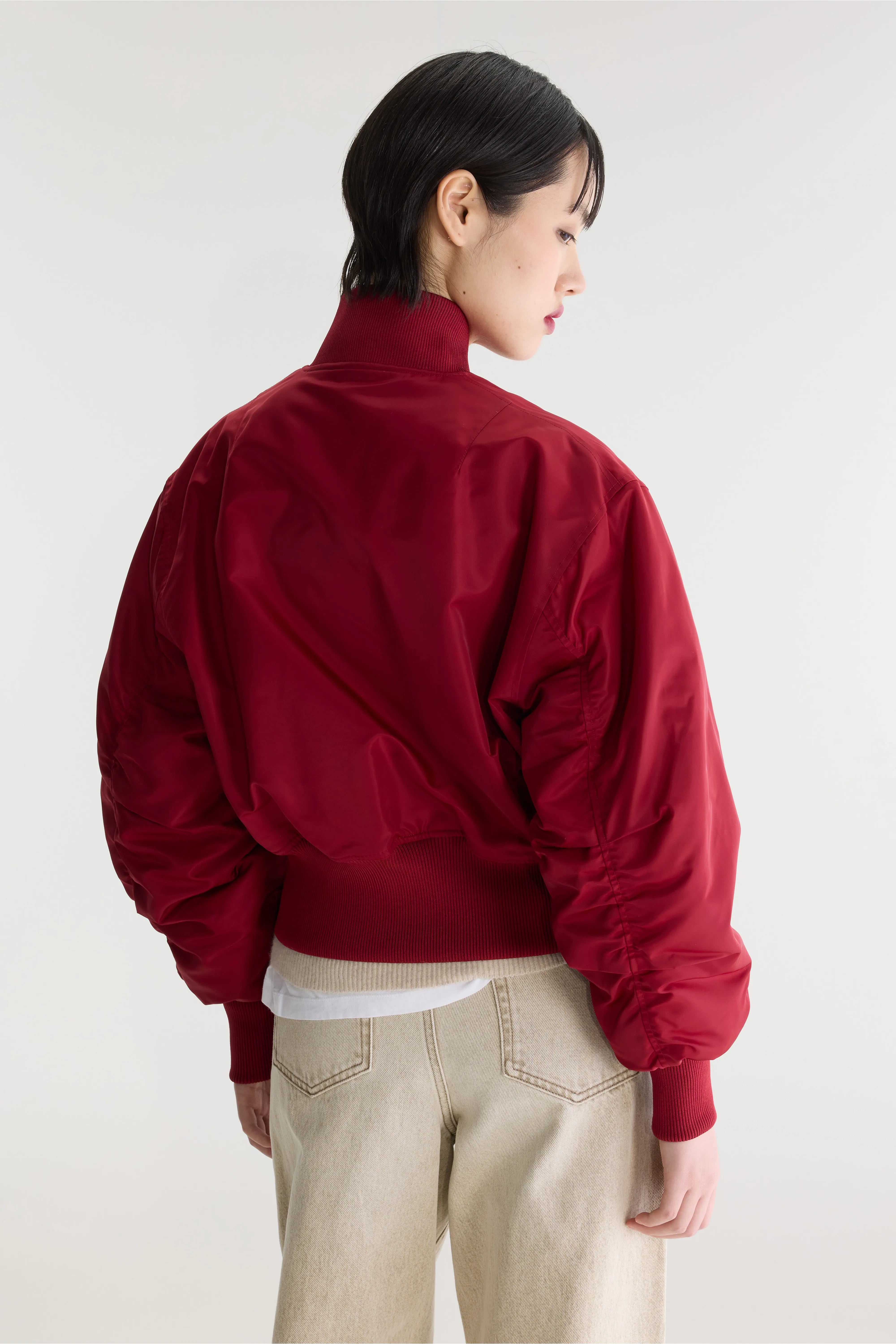 Hendry bomber jacket (262 / W / RUBY)