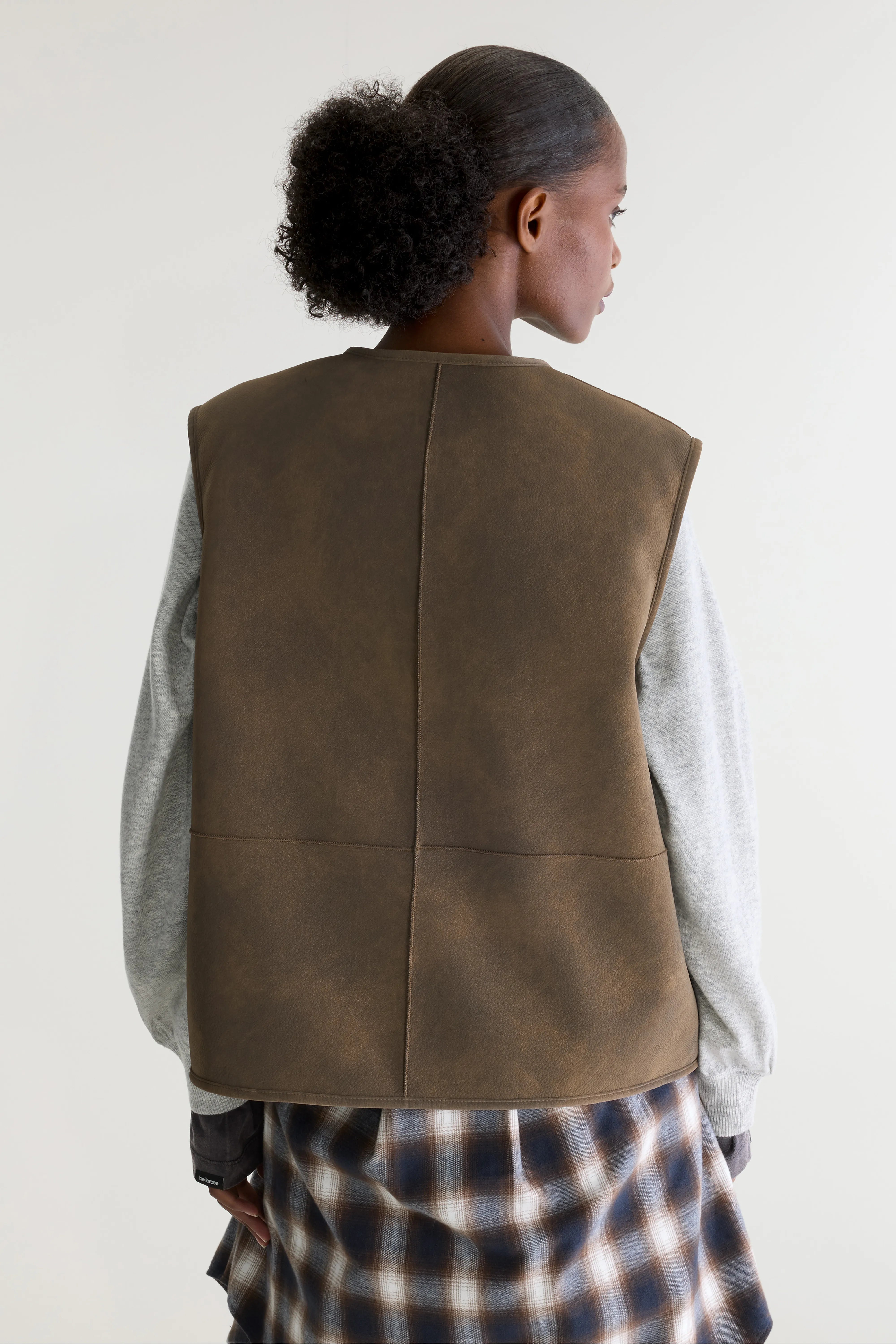 Elinor mouwloos jasje (262 / W / MOCCA)