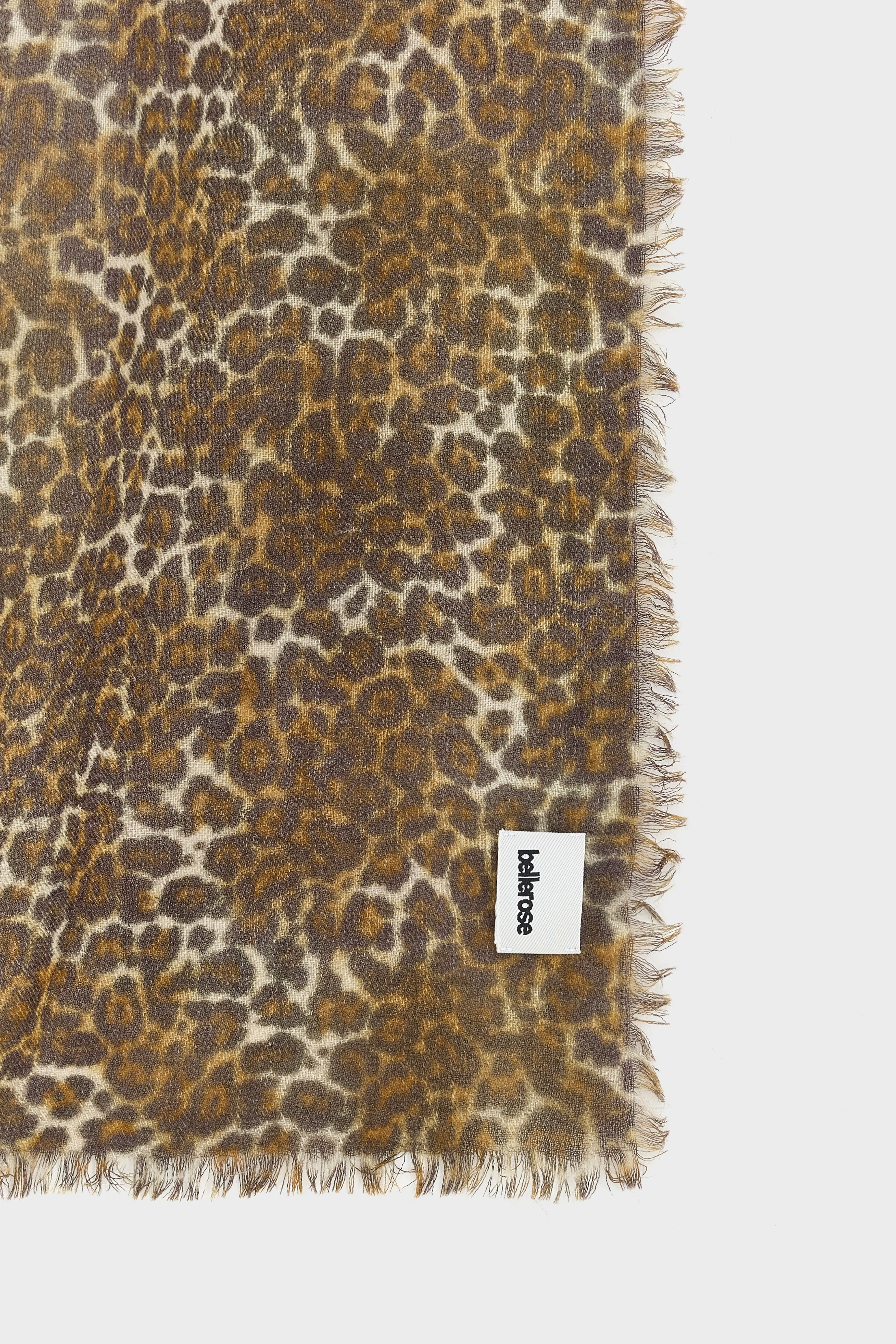 Sose square scarf (262 / W / DISPLAY B)