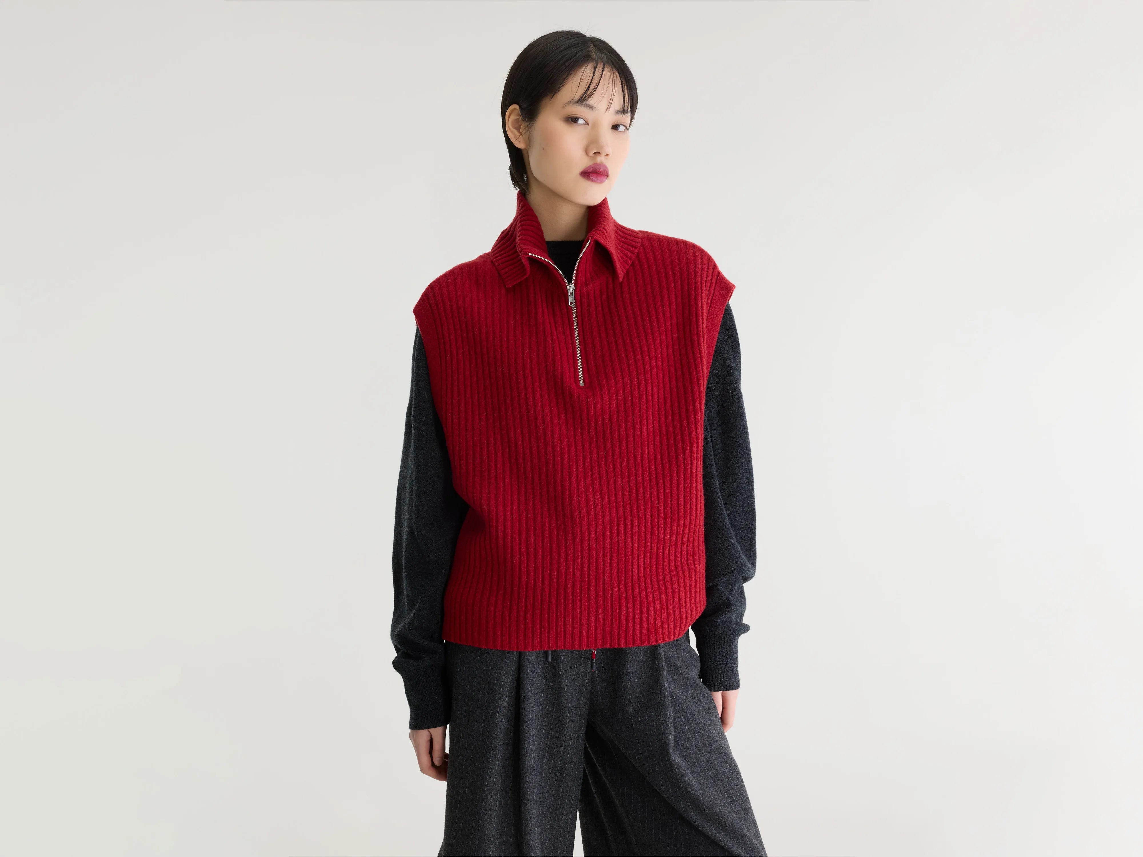 Amer mouwloze trui (262 / W / CRANBERRY)