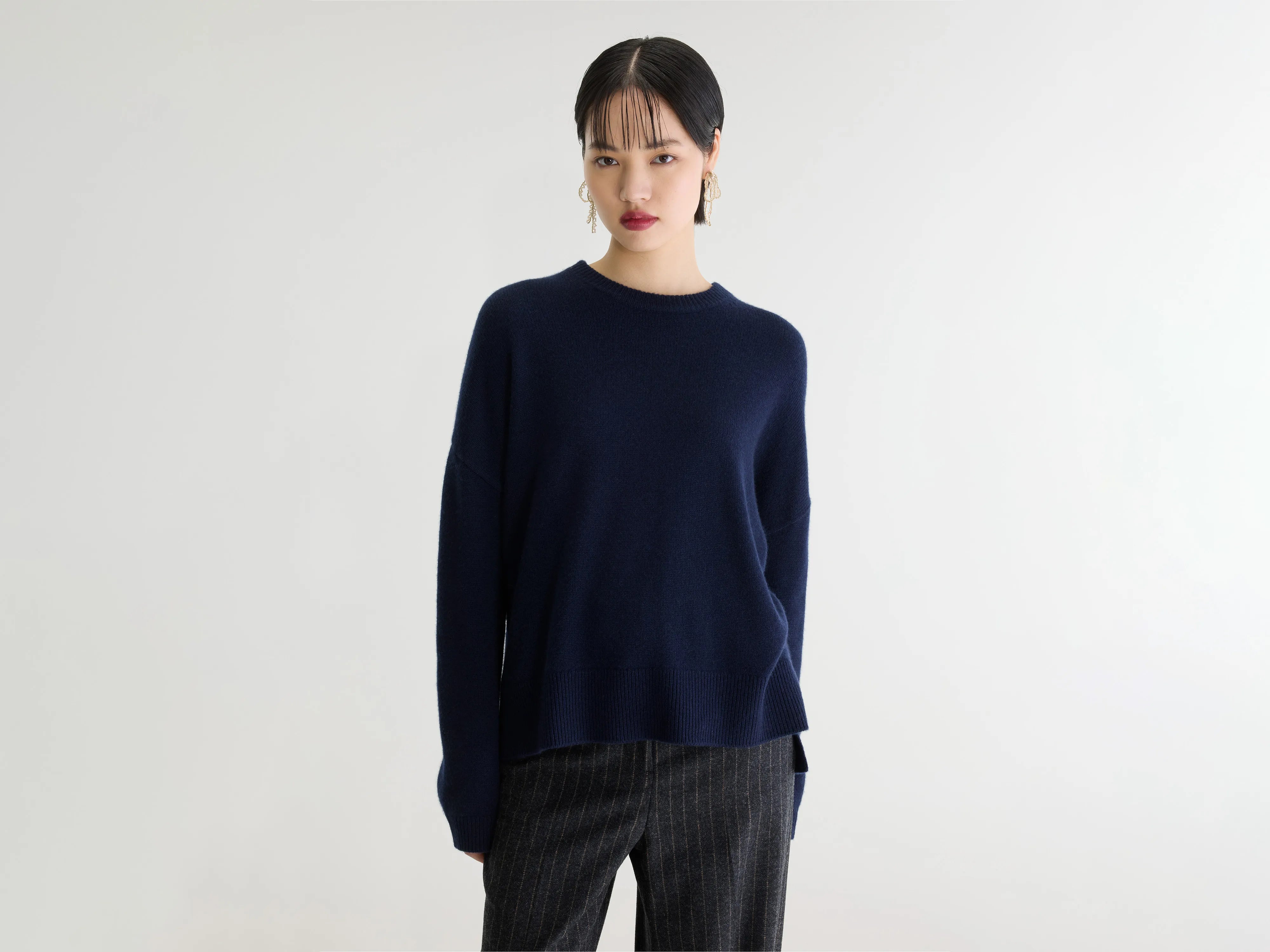 Syn crewneck cashmere sweater (262 / W / NAVY)