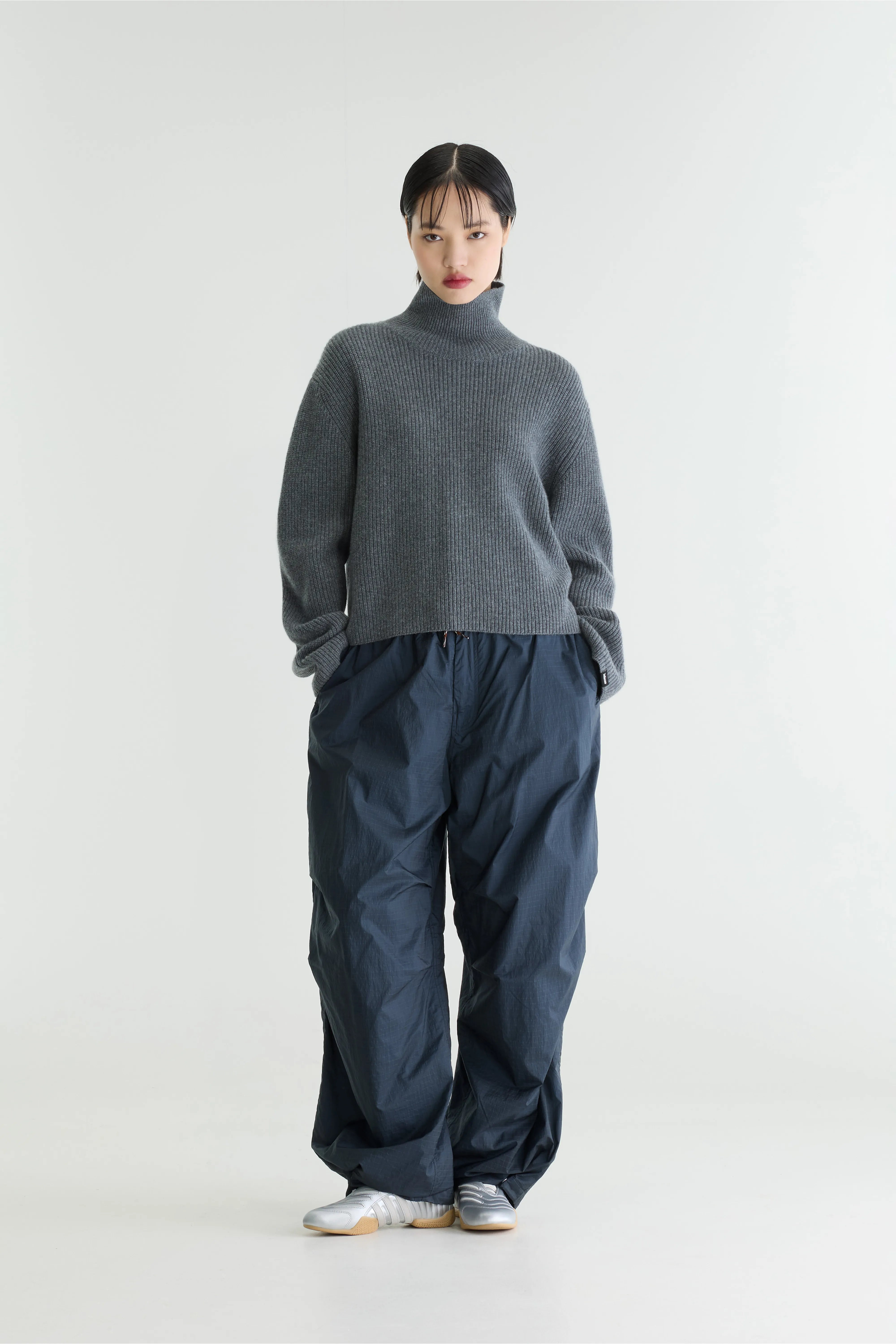 Synin funnel neck cashmere sweater (262 / W / GREY MELANGE)