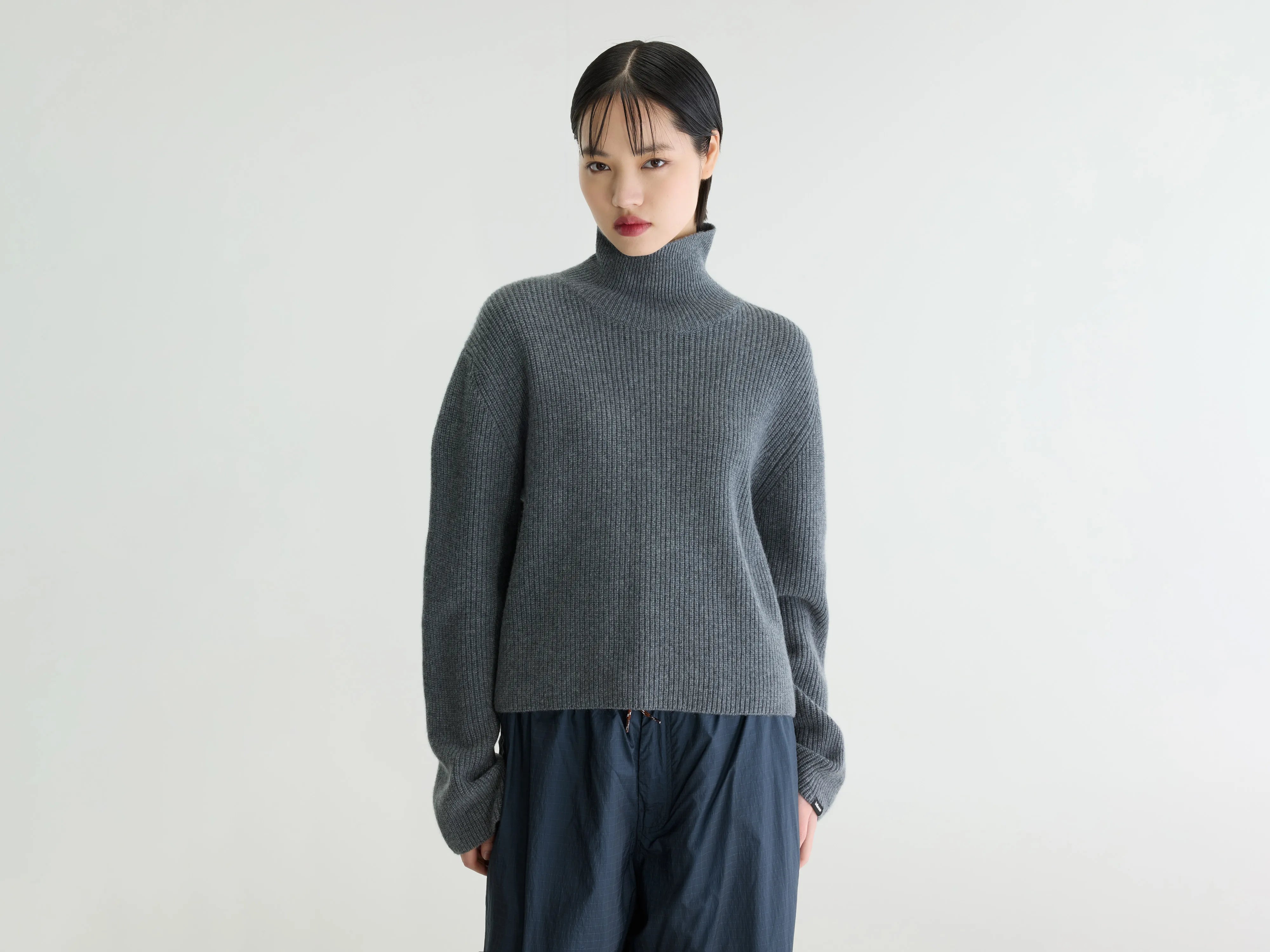 Synin funnel neck cashmere sweater (262 / W / GREY MELANGE)