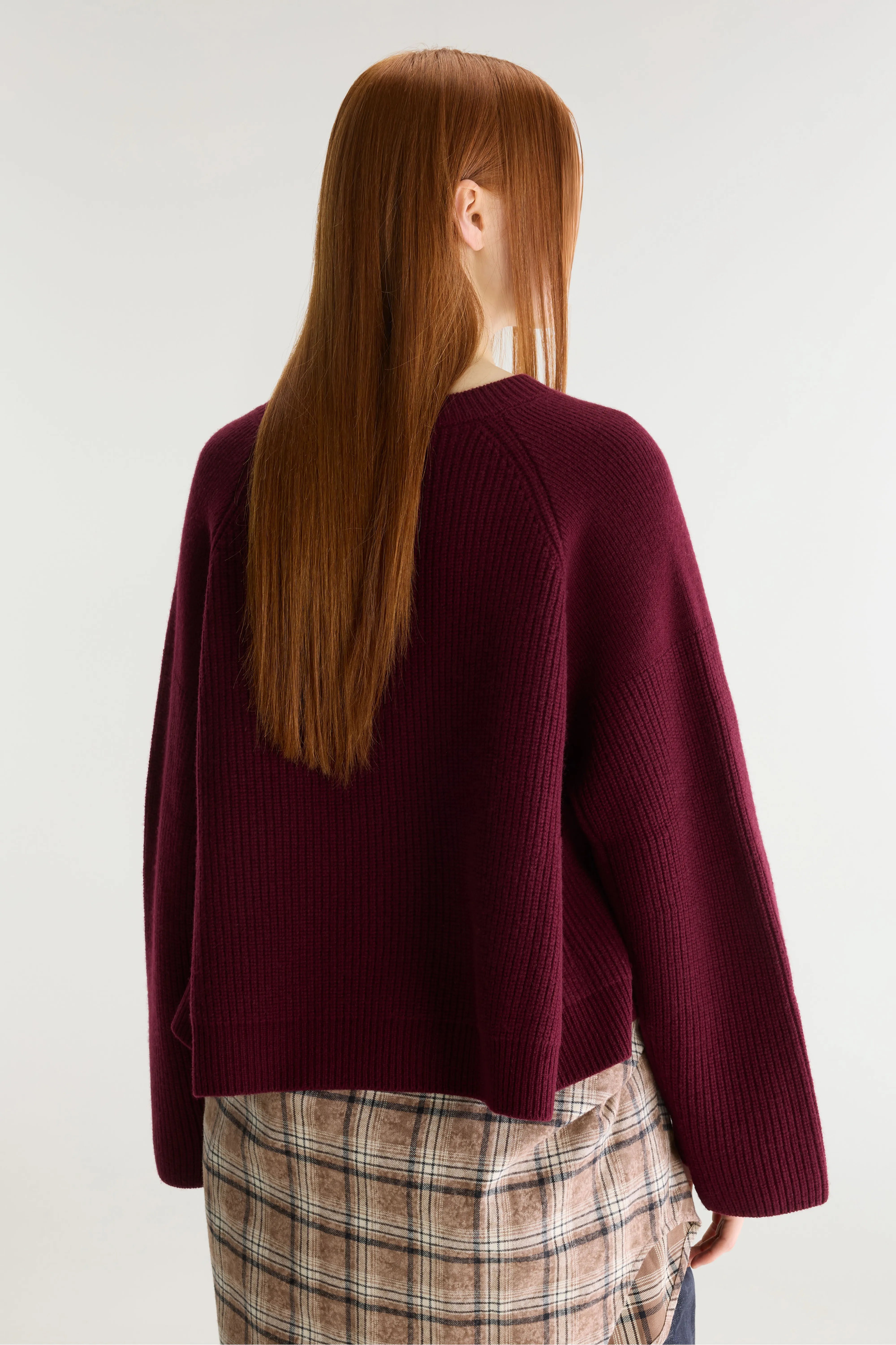 Pull court col rond Dorou (262 / W / WINE)