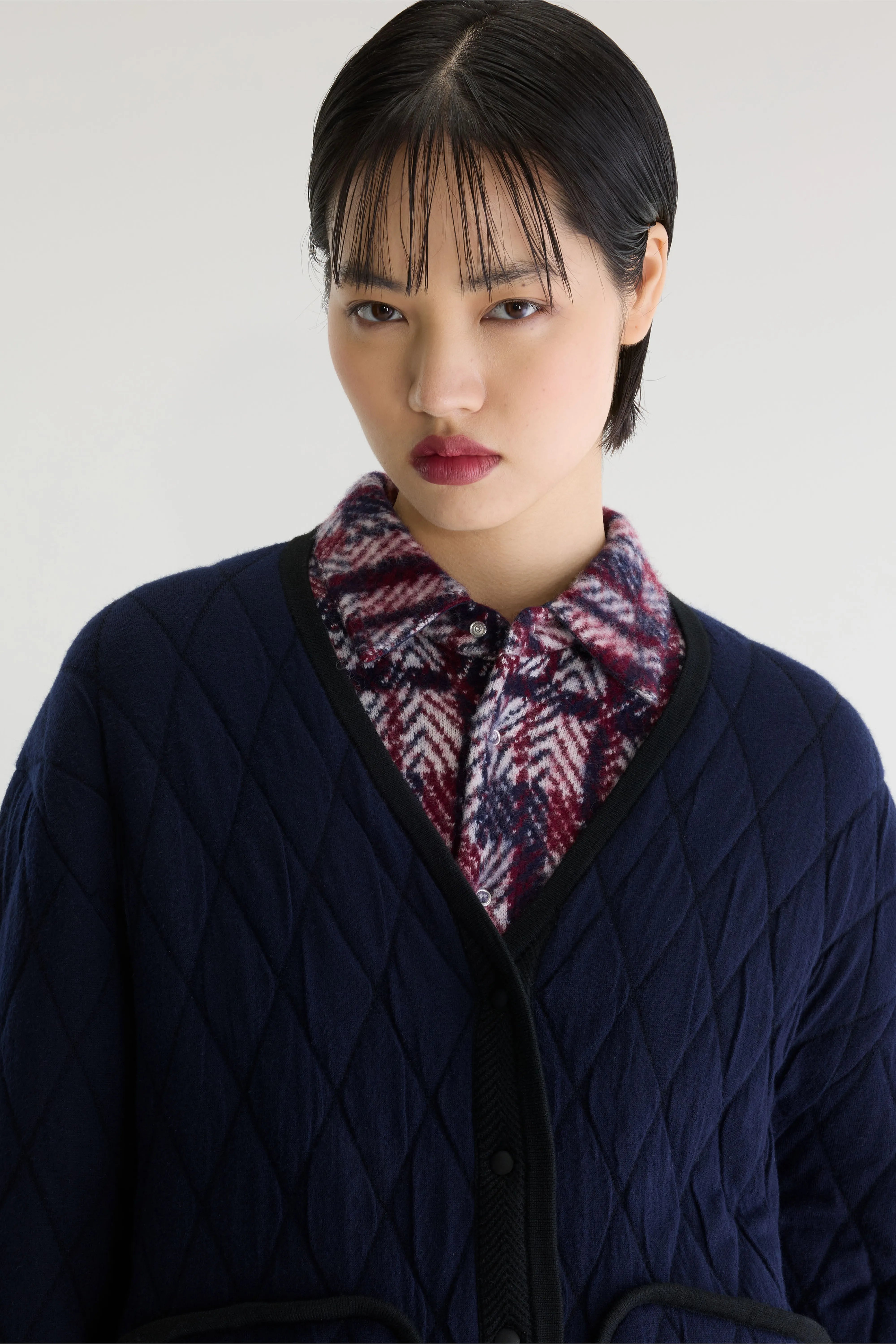 Cardigan col V Aiga (262 / W / NAVY)