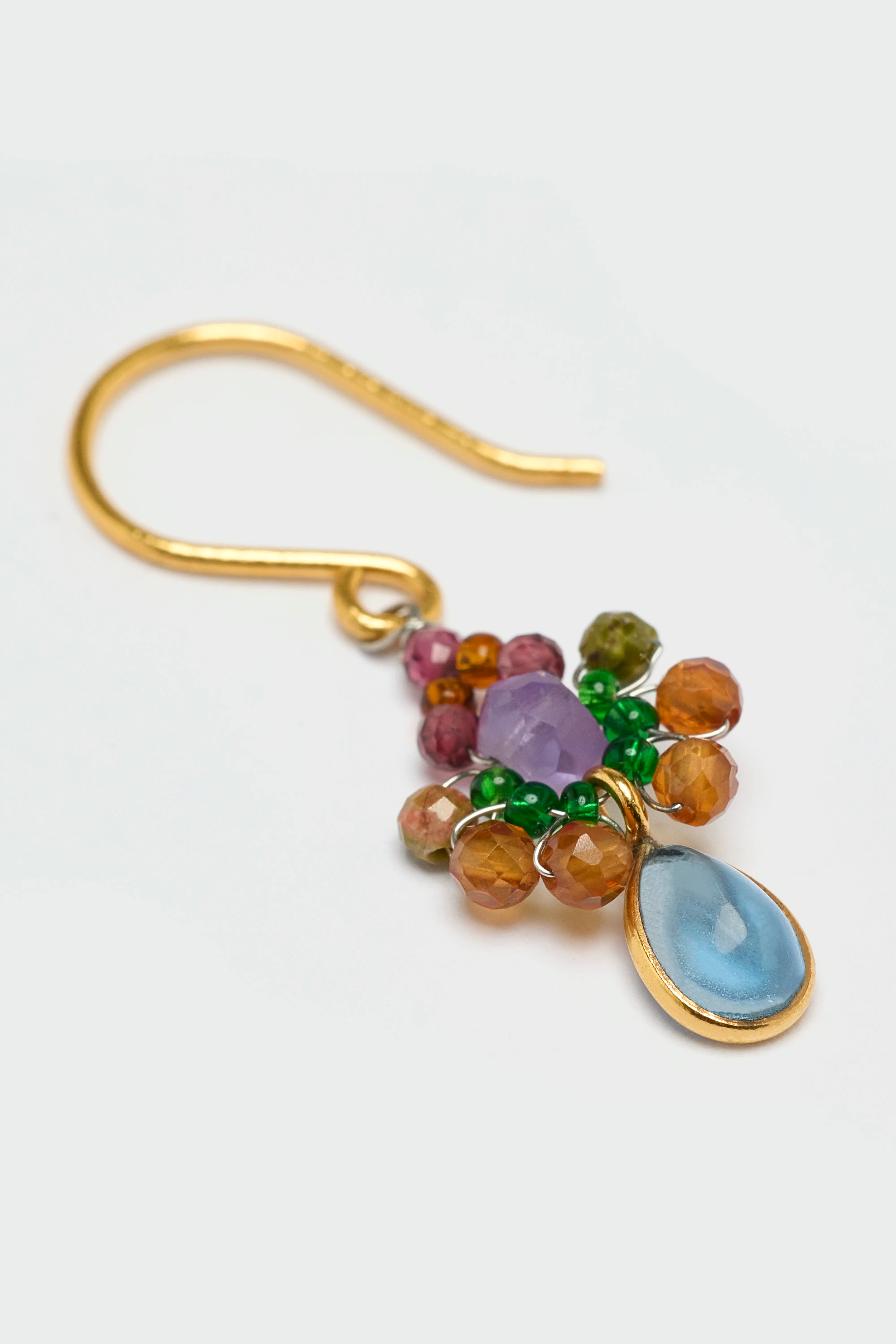 N° A39 Earrings  (252 / W / MULTICOLOR)