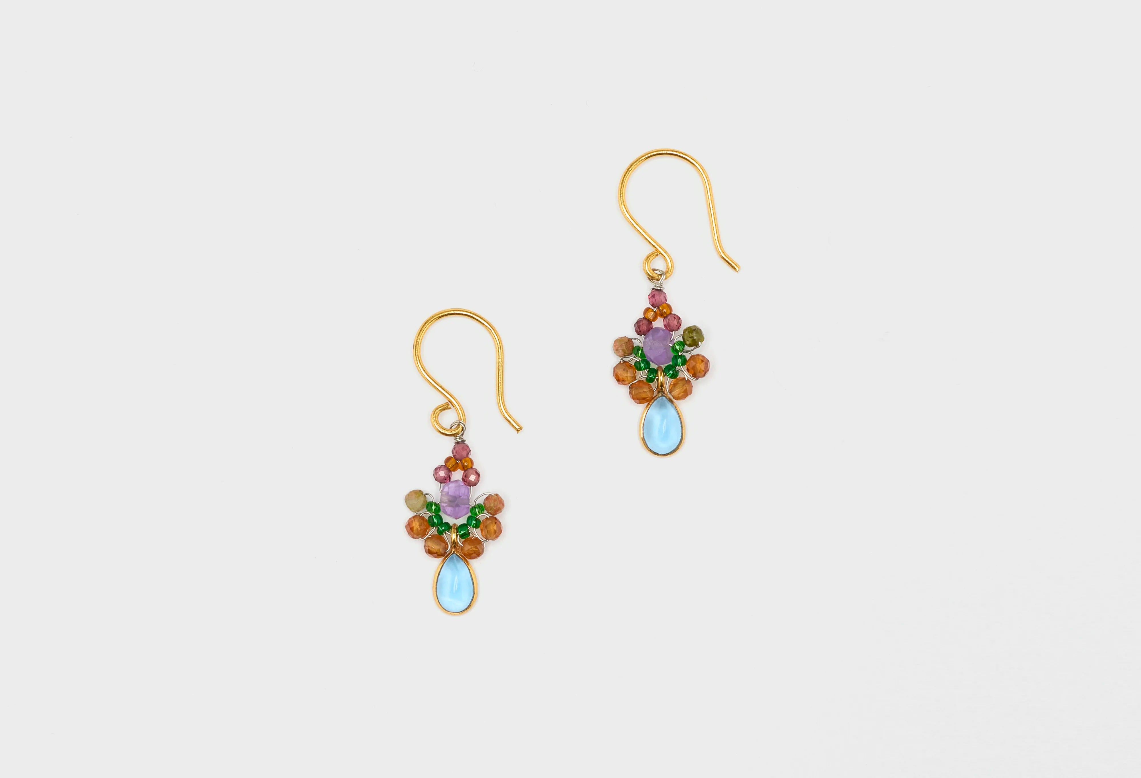 N° A39 Earrings  (252 / W / MULTICOLOR)