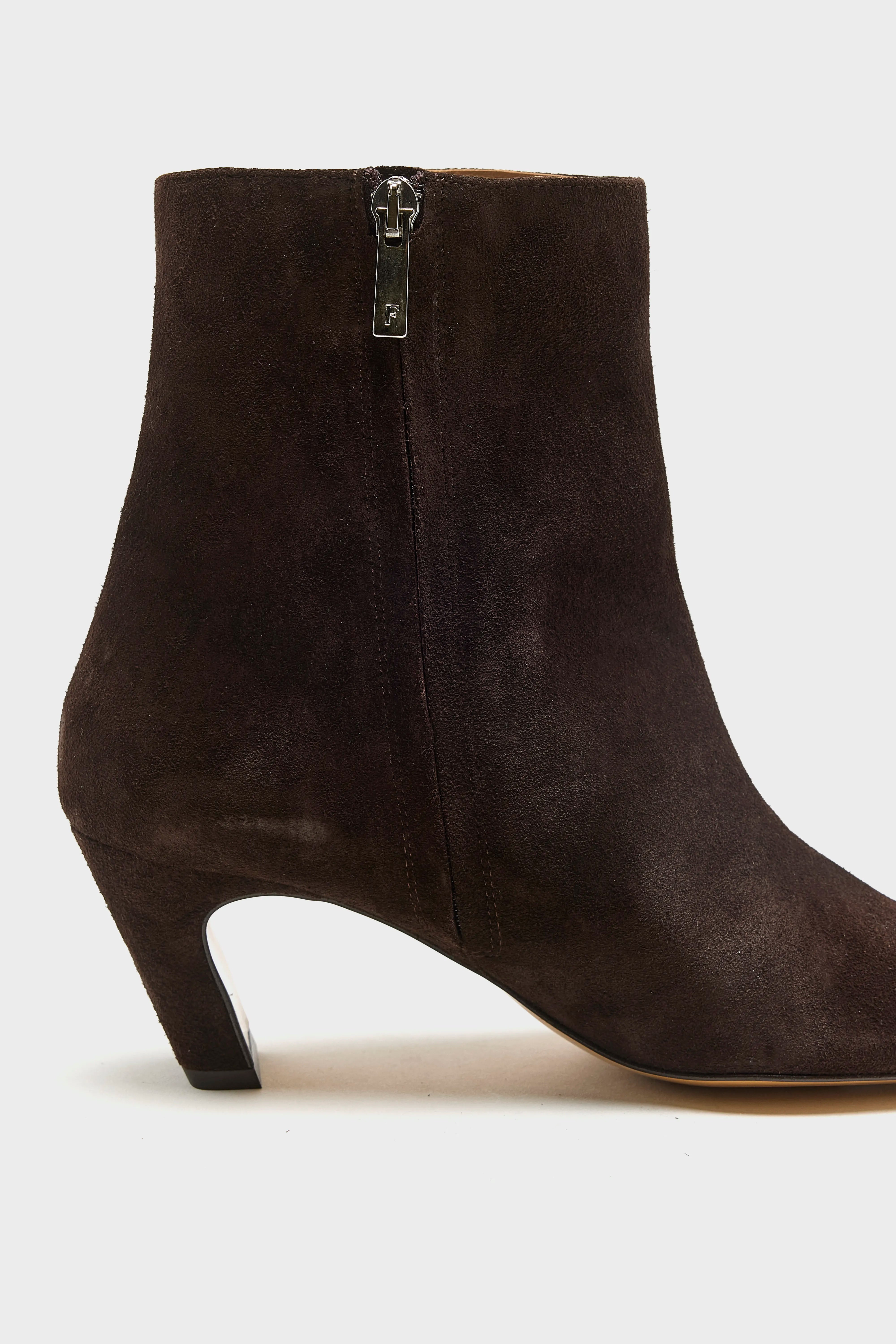 Xena Ankle Boots  (252 / W / BROWN)