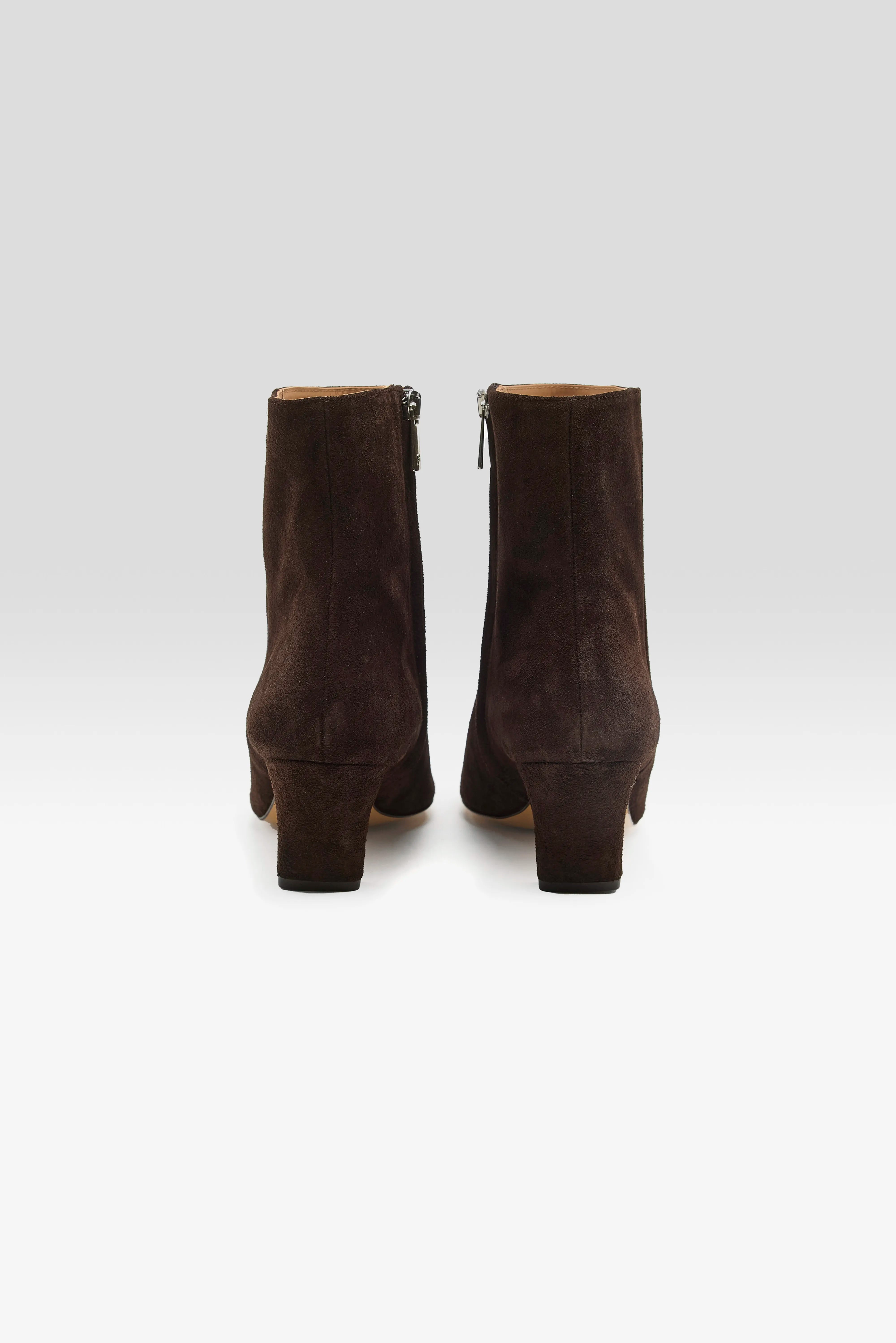 Xena Ankle Boots  (252 / W / BROWN)