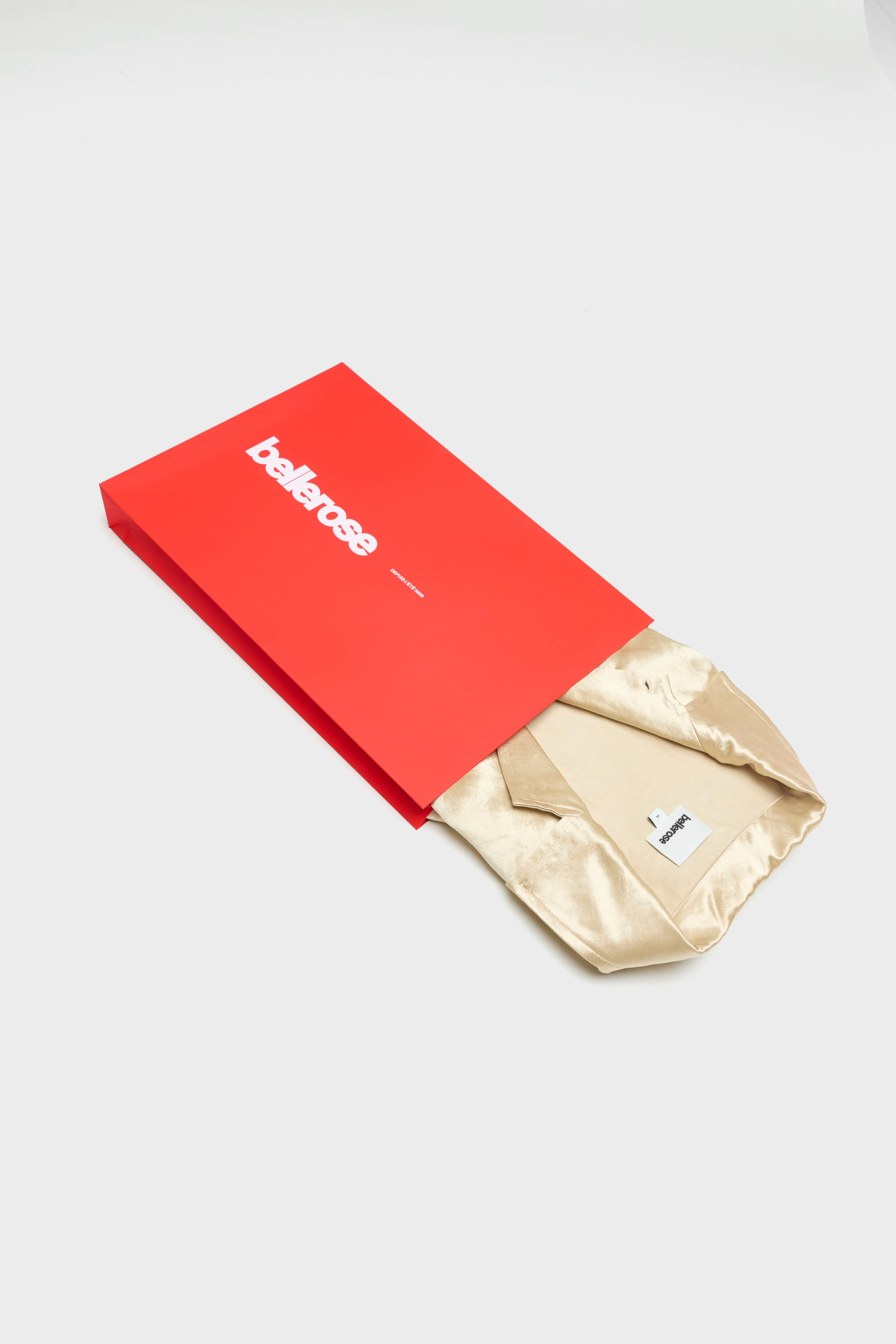 Gift Envelope - Size Medium (252 / W / POPPY)