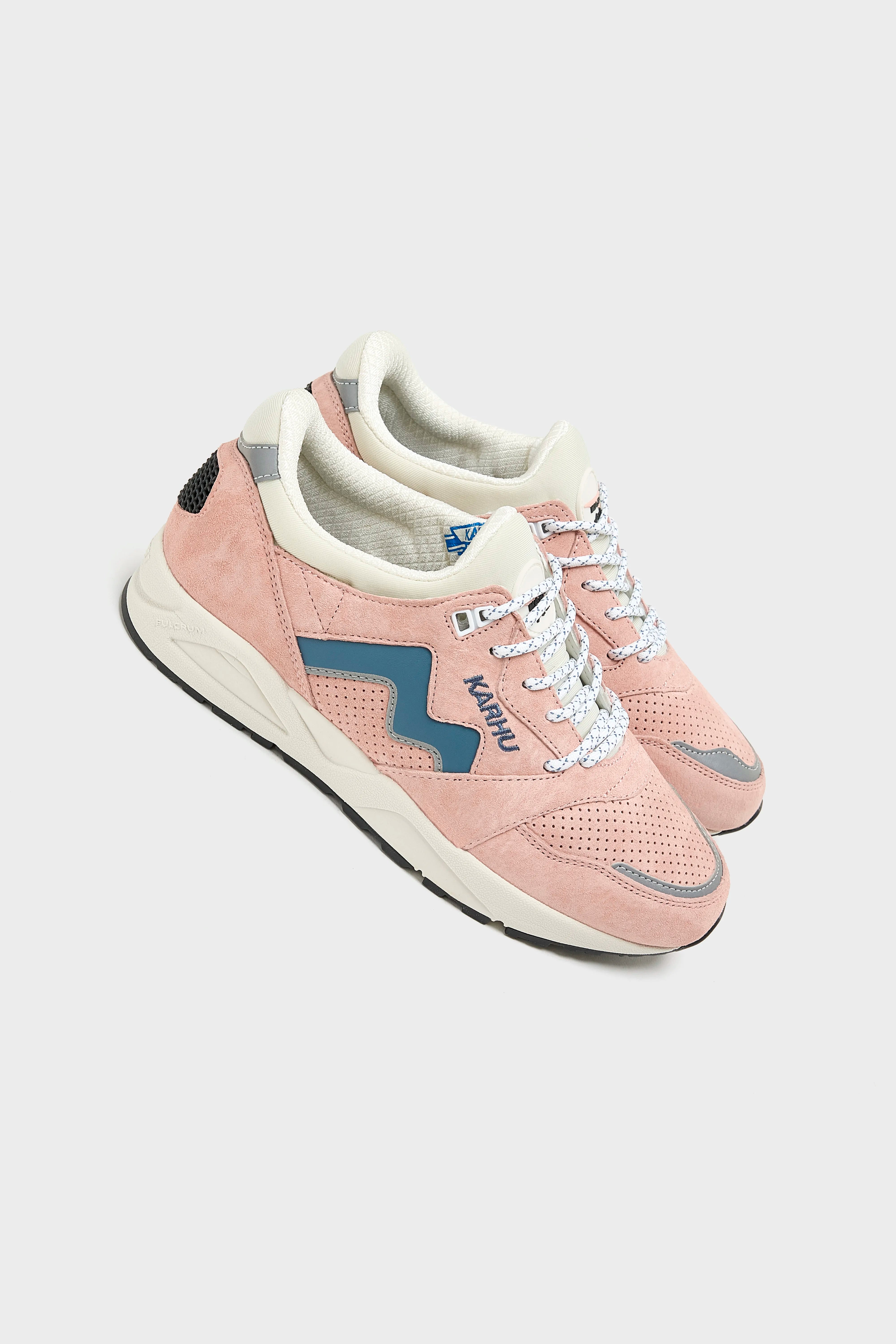 Aria 95 voor dames (251 / W / PINK)