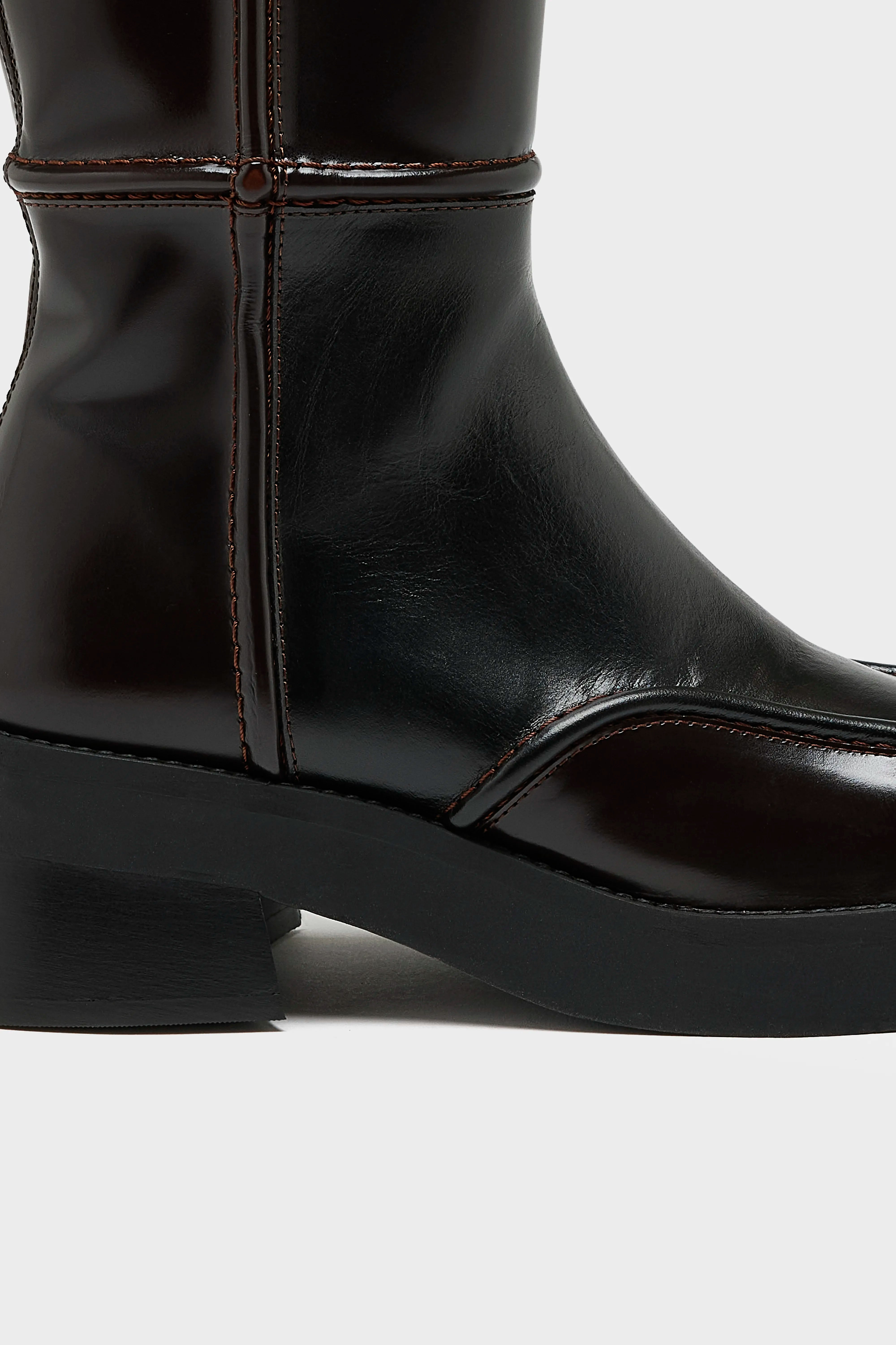 Inne Brown Boots (251 / W / BROWN)