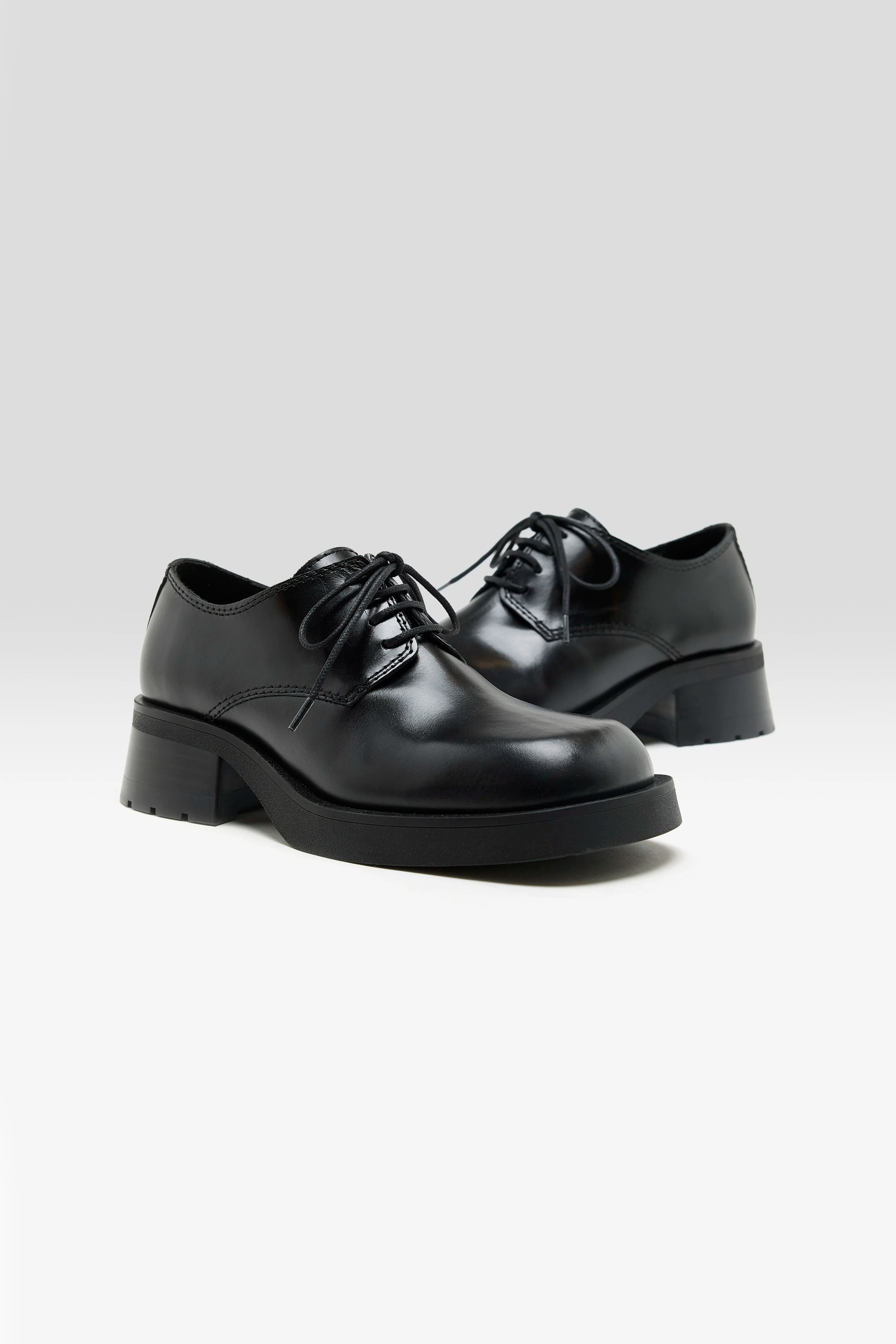 Althea Black Brogues  (252 / W / BLACK)