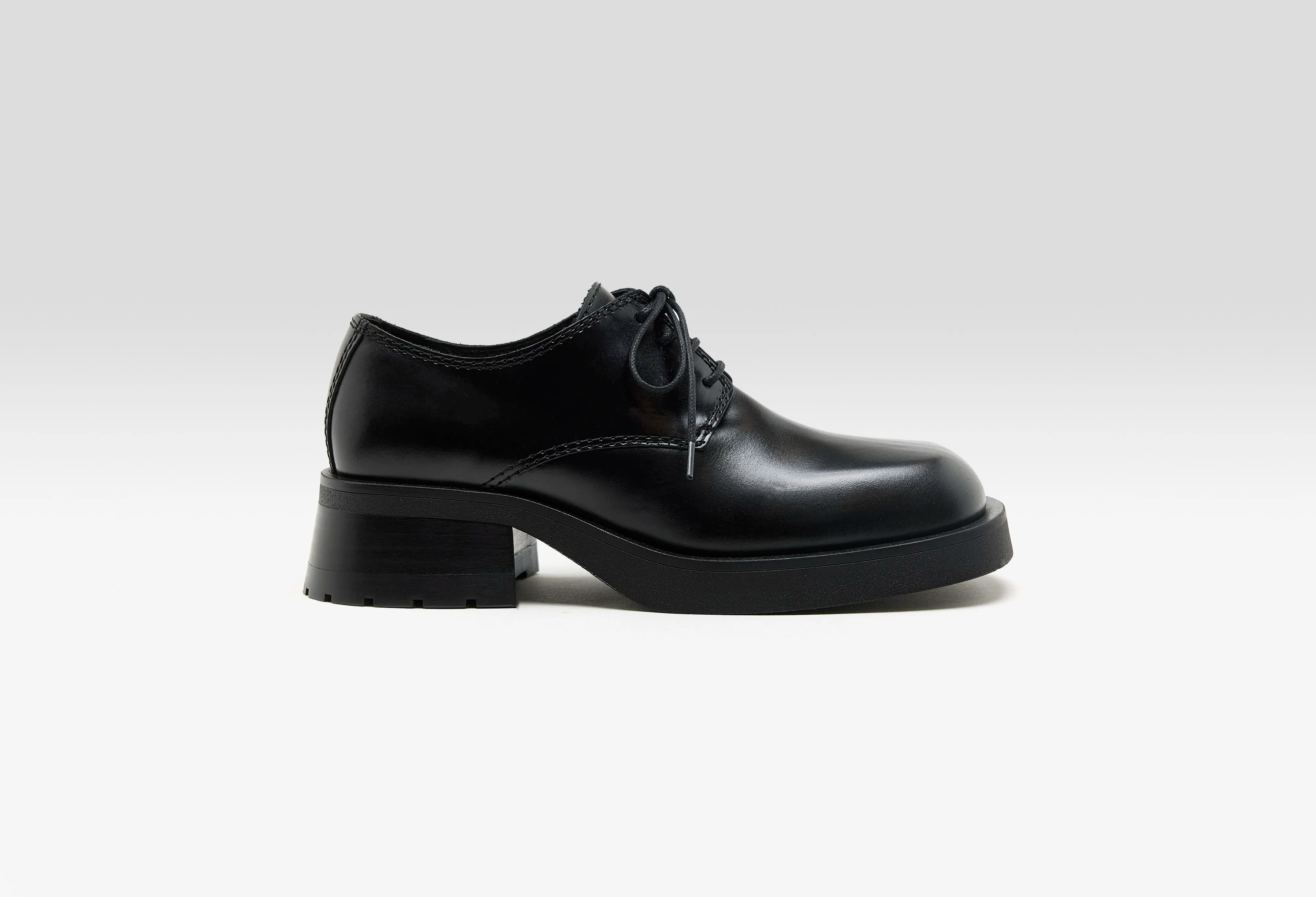 Althea Black Brogues  (252 / W / BLACK)