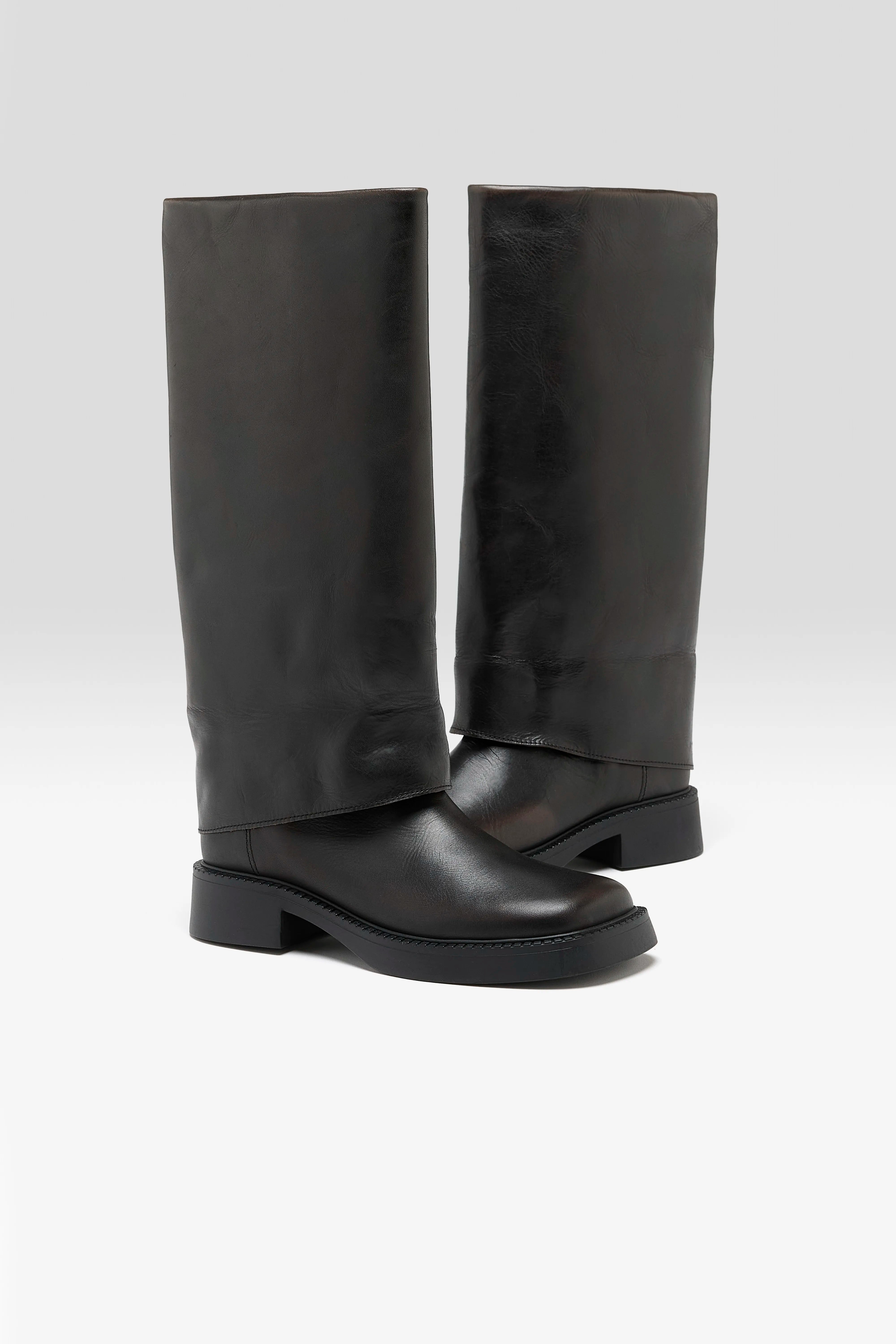 Leala Brushed Leather Boots (252 / W / BLACK)