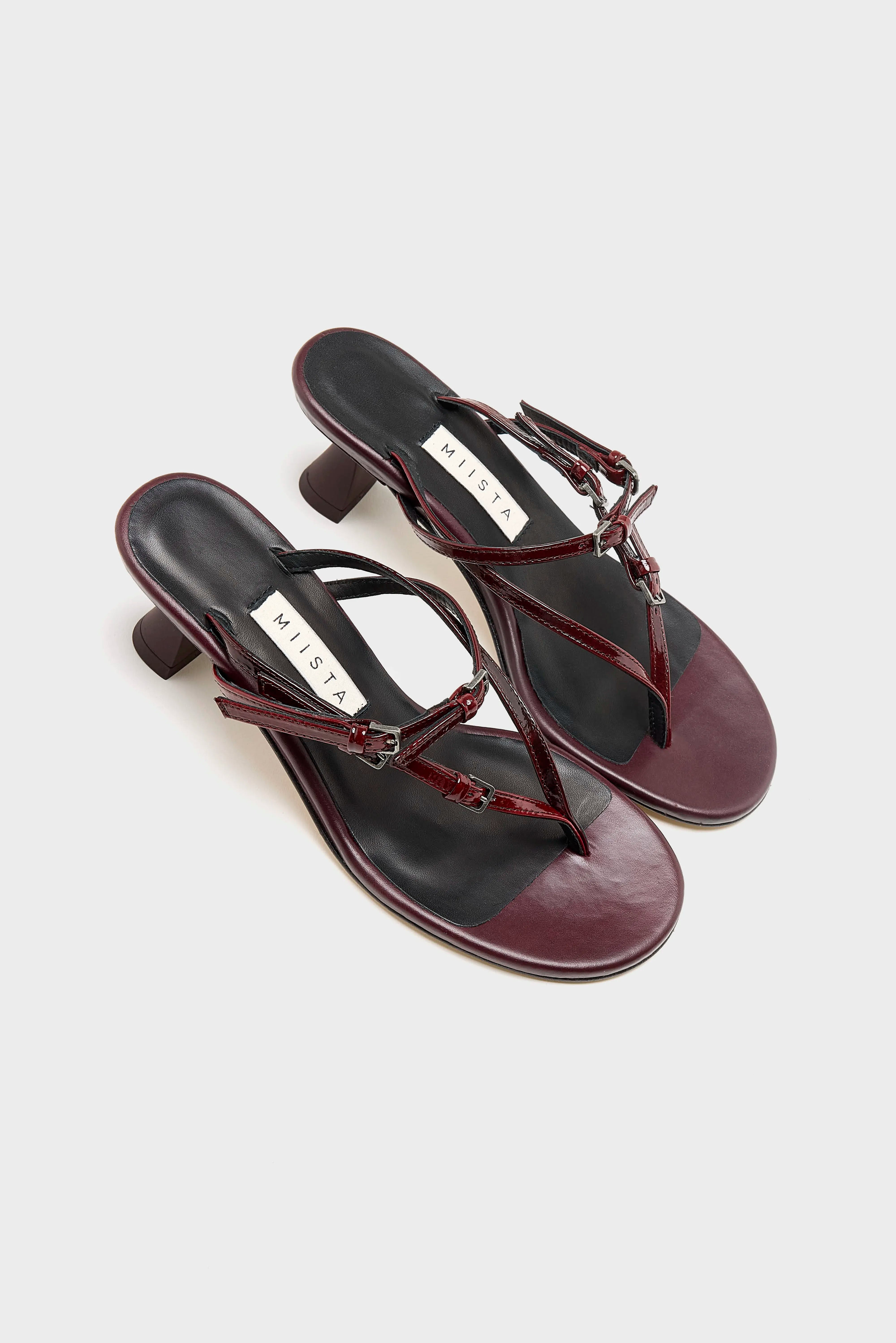 Abisai Mini Buckled Sandals (261 / W / BURGUNDY)